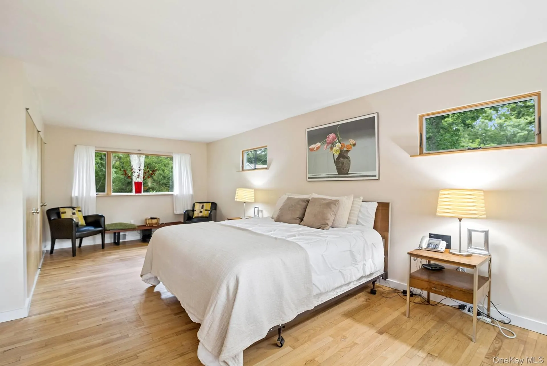 4 Lincoln Street, East Hampton, NY, 4 Bedrooms Bedrooms, 8 Rooms Rooms,3 BathroomsBathrooms,Residential,For Rent,Lincoln,0,1040984 4 Lincoln Street, East Hampton, NY, 4 Bedrooms Bedrooms, 8 Rooms Rooms,3 BathroomsBathrooms,Residential,For Rent,Lincoln,0,1040984