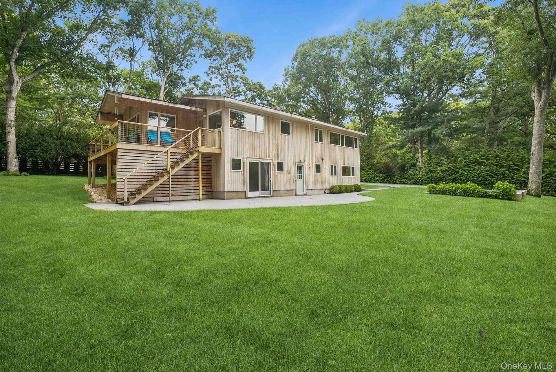 4 Lincoln Street, East Hampton, NY, 4 Bedrooms Bedrooms, 8 Rooms Rooms,3 BathroomsBathrooms,Residential,For Rent,Lincoln,0,1040984 4 Lincoln Street, East Hampton, NY, 4 Bedrooms Bedrooms, 8 Rooms Rooms,3 BathroomsBathrooms,Residential,For Rent,Lincoln,0,1040984