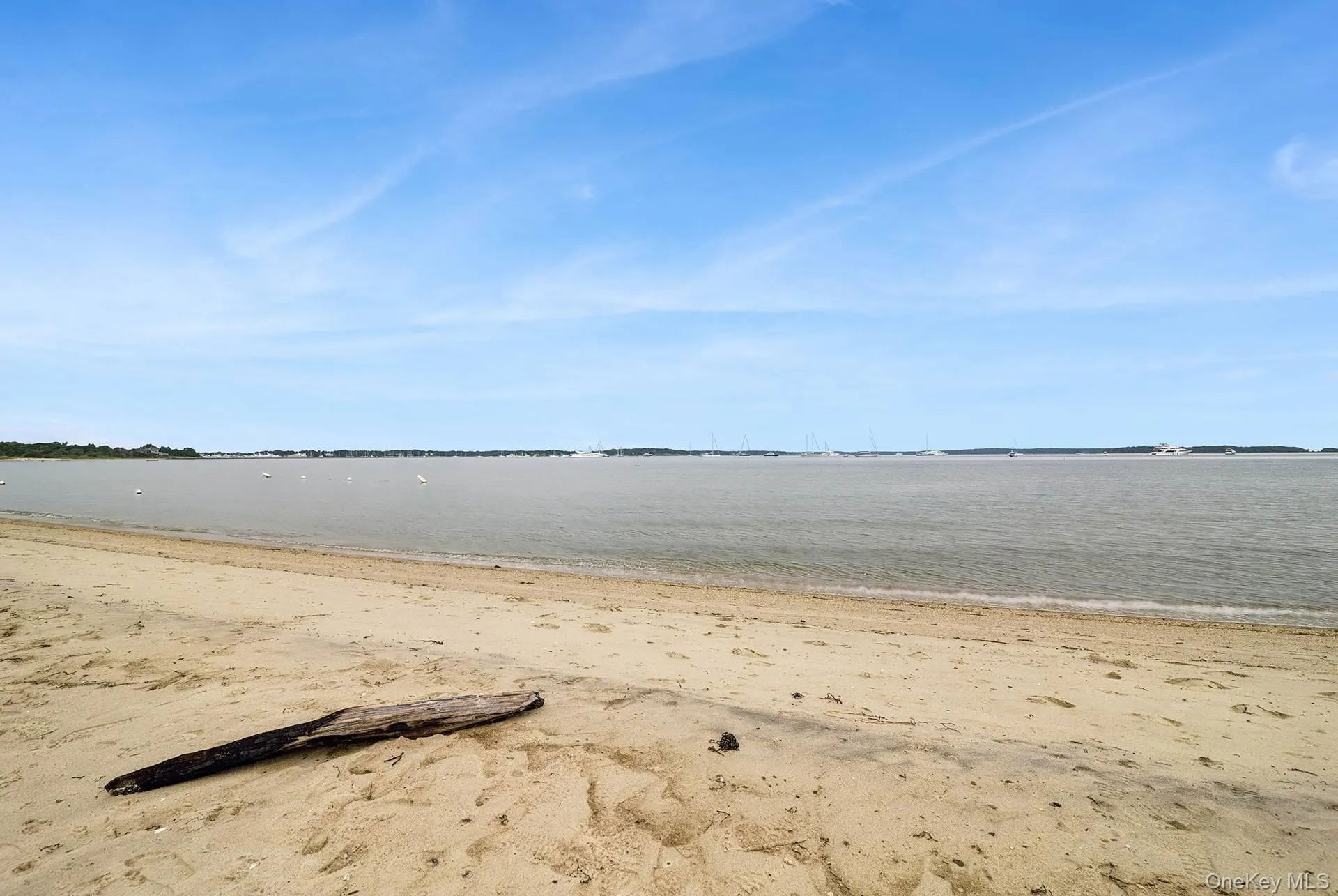 4 Lincoln Street, East Hampton, NY, 4 Bedrooms Bedrooms, 8 Rooms Rooms,3 BathroomsBathrooms,Residential,For Rent,Lincoln,0,1040984 4 Lincoln Street, East Hampton, NY, 4 Bedrooms Bedrooms, 8 Rooms Rooms,3 BathroomsBathrooms,Residential,For Rent,Lincoln,0,1040984