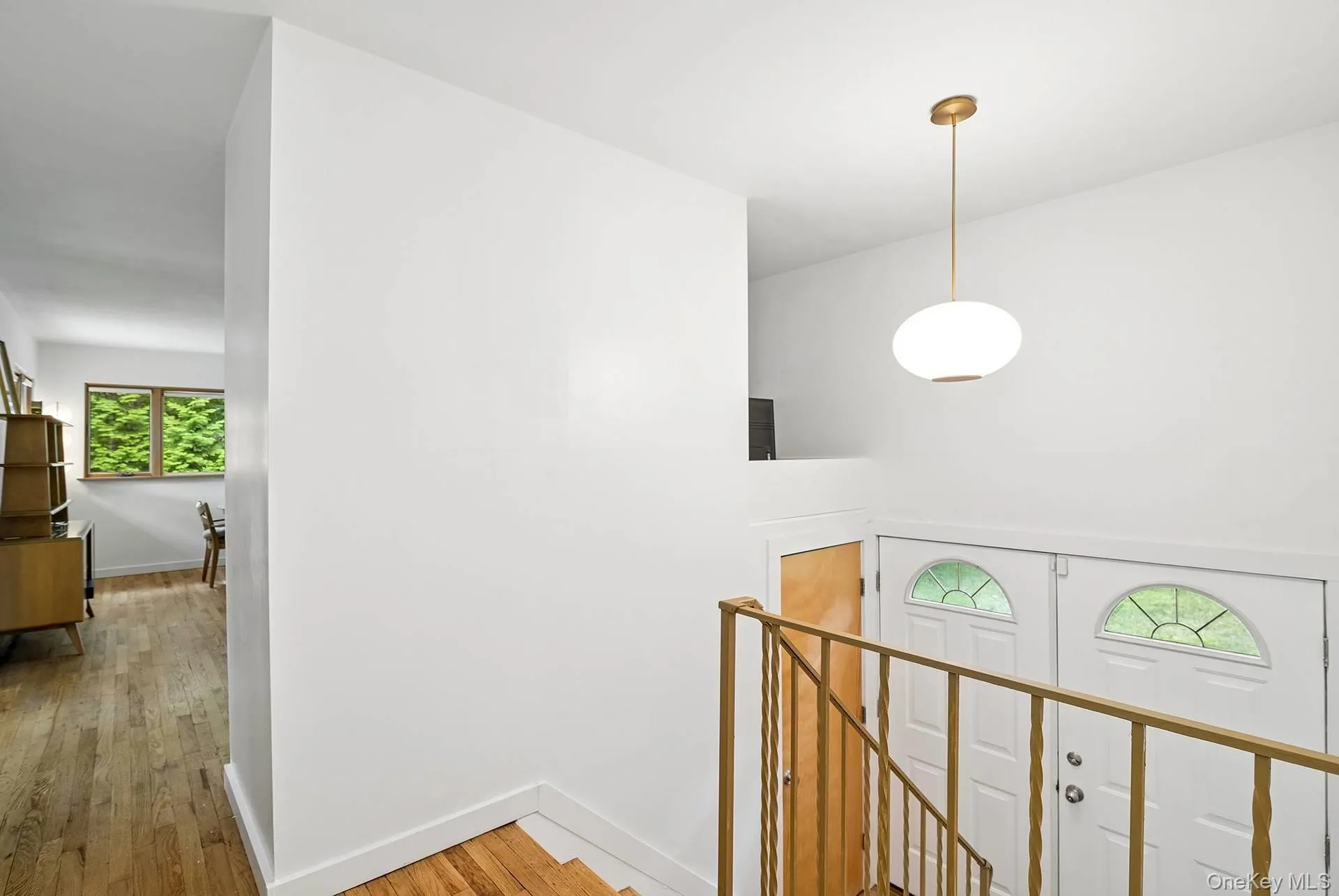 4 Lincoln Street, East Hampton, NY, 4 Bedrooms Bedrooms, 8 Rooms Rooms,3 BathroomsBathrooms,Residential,For Rent,Lincoln,0,1040984 4 Lincoln Street, East Hampton, NY, 4 Bedrooms Bedrooms, 8 Rooms Rooms,3 BathroomsBathrooms,Residential,For Rent,Lincoln,0,1040984