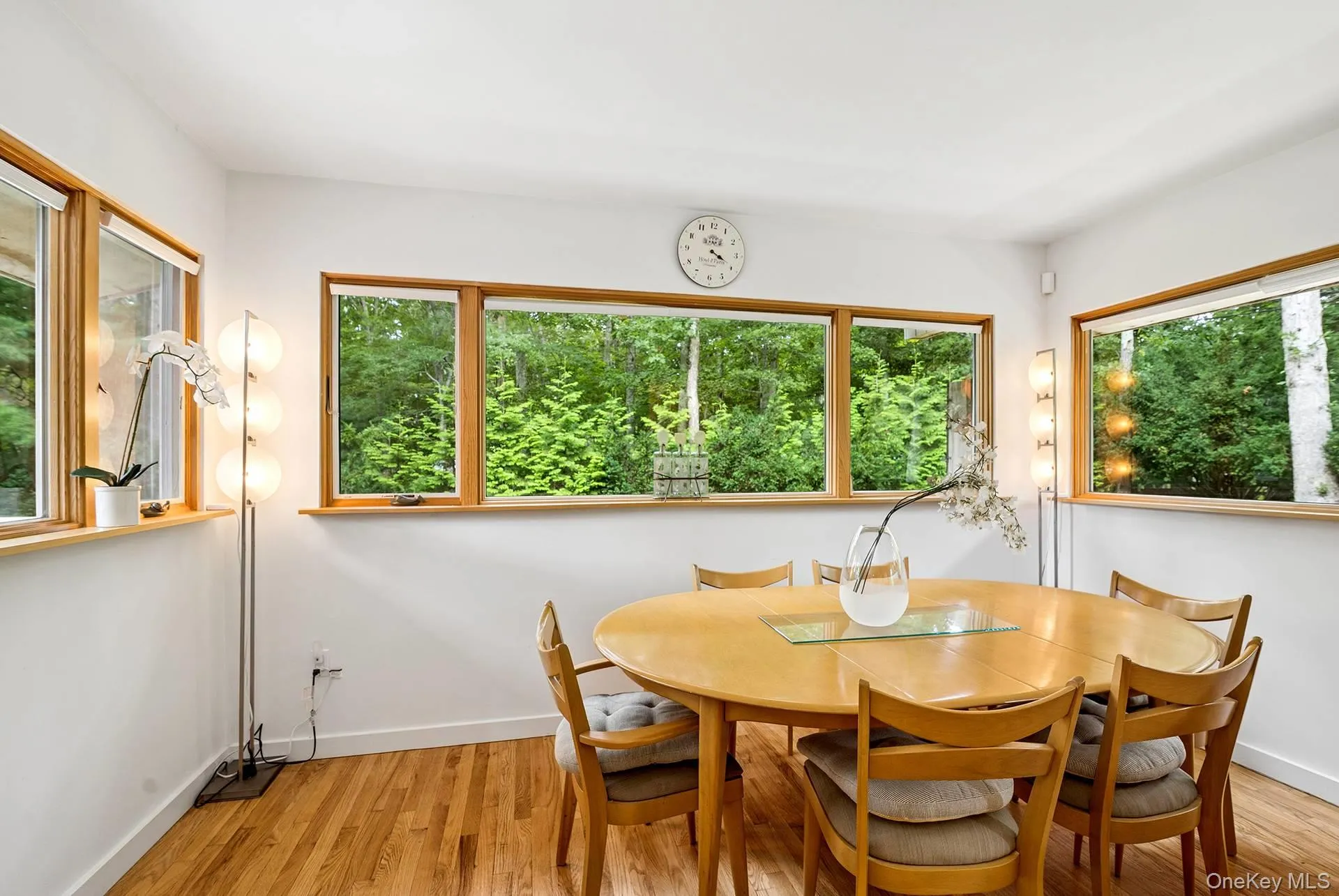 4 Lincoln Street, East Hampton, NY, 4 Bedrooms Bedrooms, 8 Rooms Rooms,3 BathroomsBathrooms,Residential,For Rent,Lincoln,0,1040984 4 Lincoln Street, East Hampton, NY, 4 Bedrooms Bedrooms, 8 Rooms Rooms,3 BathroomsBathrooms,Residential,For Rent,Lincoln,0,1040984