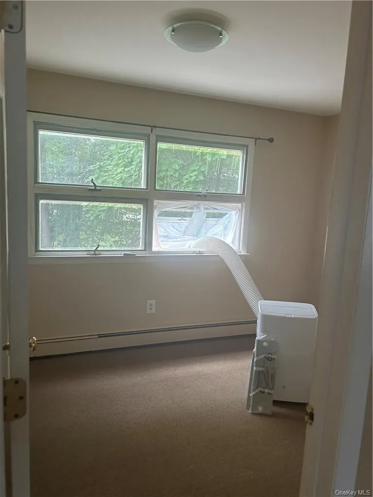 55 St John Street, Goshen, NY, 1 Bedroom Bedrooms, 3 Rooms Rooms,1 BathroomBathrooms,Residential Lease,For Rent,St John,0,1040996 55 St John Street, Goshen, NY, 1 Bedroom Bedrooms, 3 Rooms Rooms,1 BathroomBathrooms,Residential Lease,For Rent,St John,0,1040996