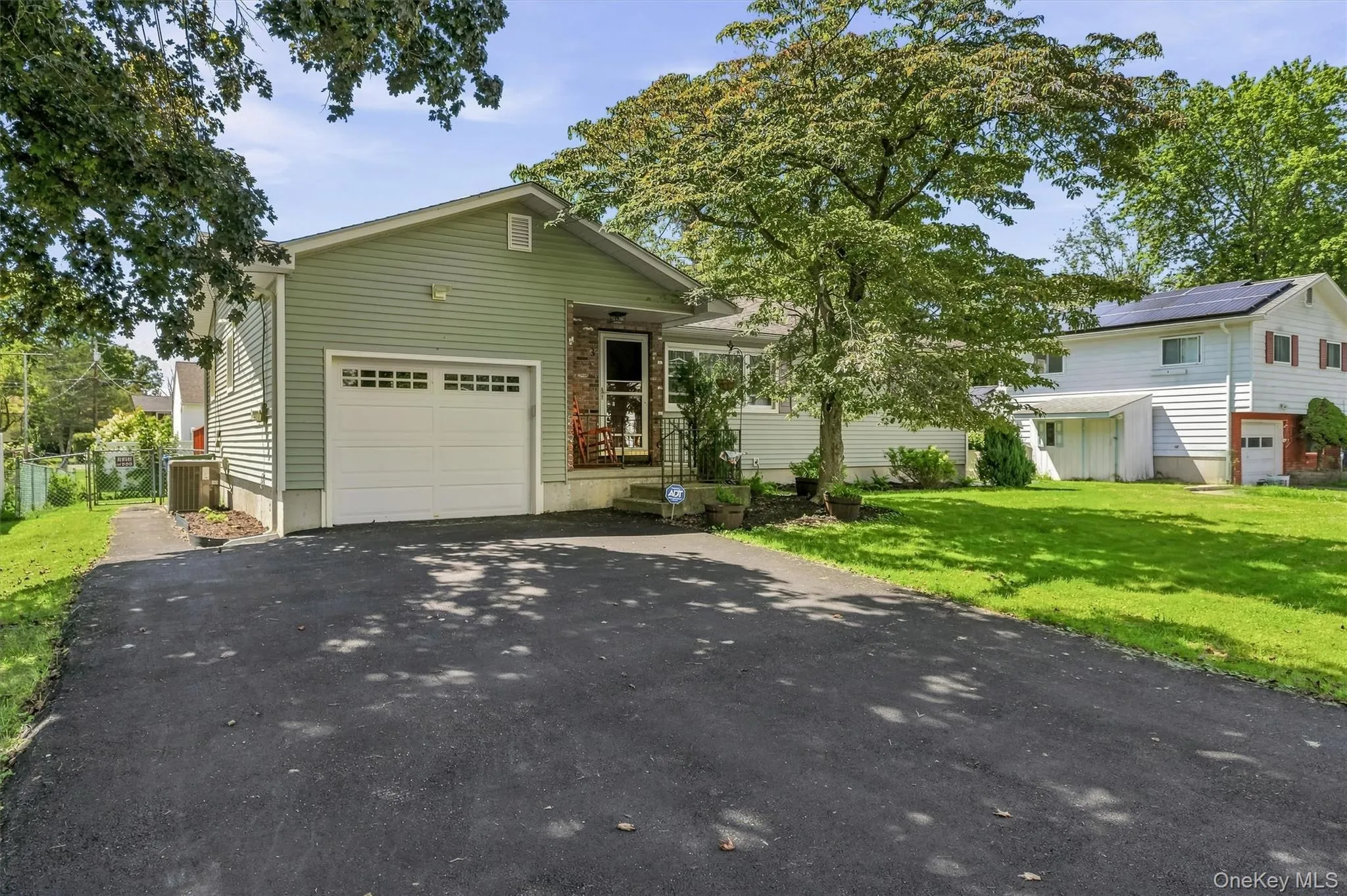 3 Allerton Avenue, Middletown, NY, 3 Bedrooms Bedrooms, 11 Rooms Rooms,2 BathroomsBathrooms,Residential,For Rent,Allerton,0,1041000 3 Allerton Avenue, Middletown, NY, 3 Bedrooms Bedrooms, 11 Rooms Rooms,2 BathroomsBathrooms,Residential,For Rent,Allerton,0,1041000