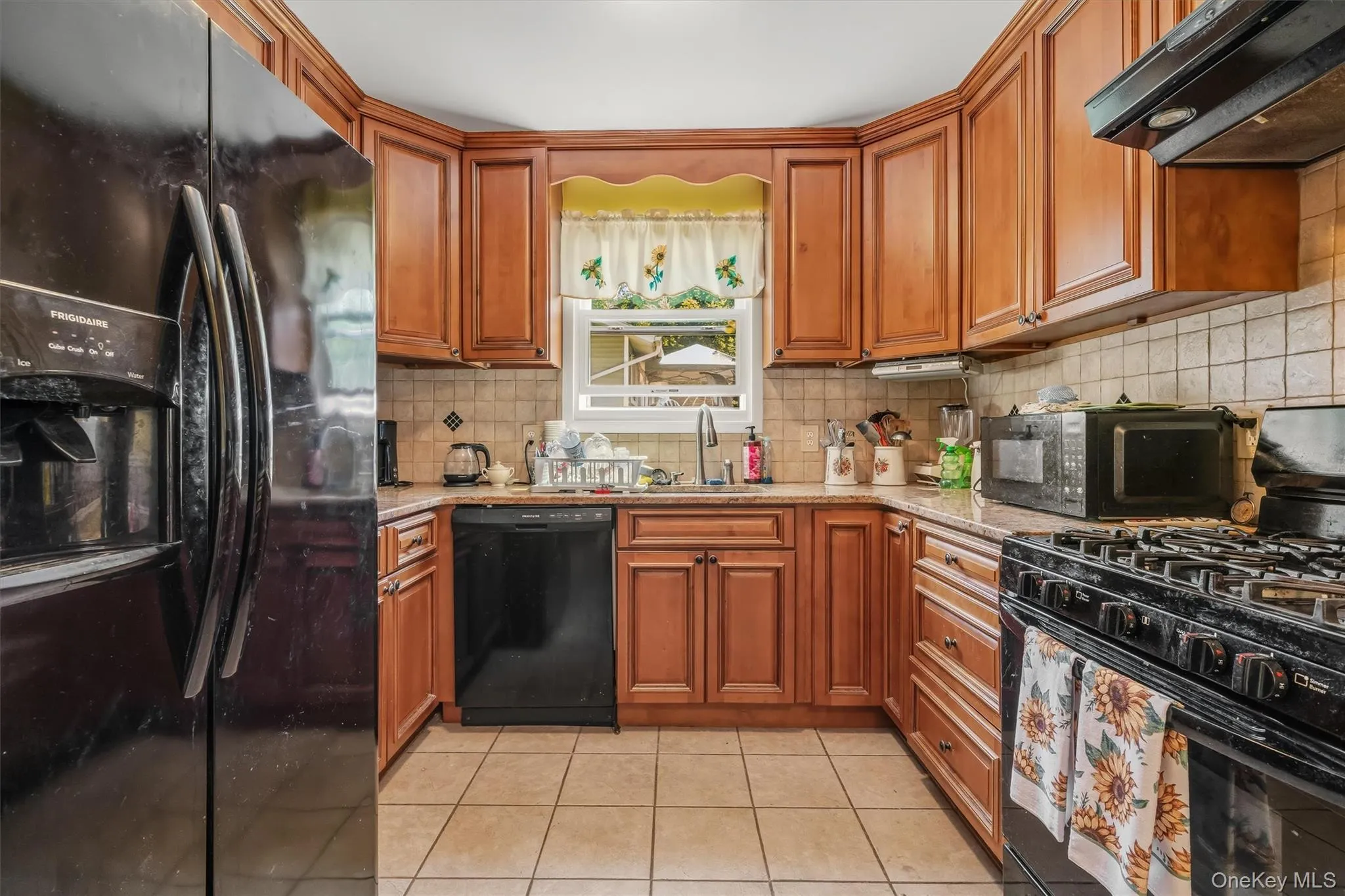 3 Allerton Avenue, Middletown, NY, 3 Bedrooms Bedrooms, 11 Rooms Rooms,2 BathroomsBathrooms,Residential,For Rent,Allerton,0,1041000 3 Allerton Avenue, Middletown, NY, 3 Bedrooms Bedrooms, 11 Rooms Rooms,2 BathroomsBathrooms,Residential,For Rent,Allerton,0,1041000