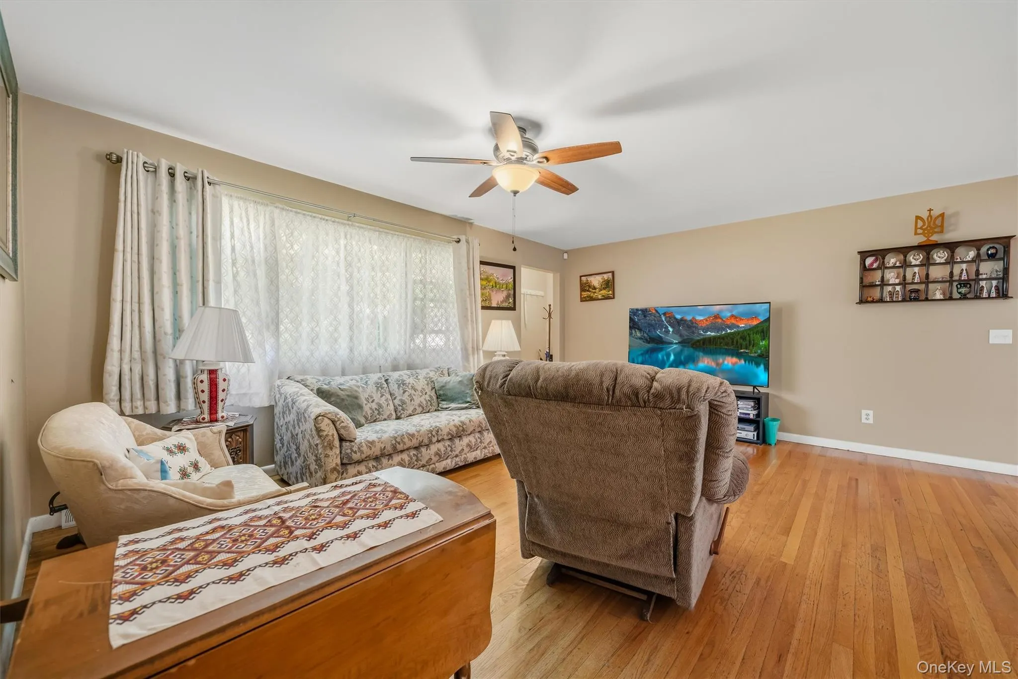 3 Allerton Avenue, Middletown, NY, 3 Bedrooms Bedrooms, 11 Rooms Rooms,2 BathroomsBathrooms,Residential,For Rent,Allerton,0,1041000 3 Allerton Avenue, Middletown, NY, 3 Bedrooms Bedrooms, 11 Rooms Rooms,2 BathroomsBathrooms,Residential,For Rent,Allerton,0,1041000