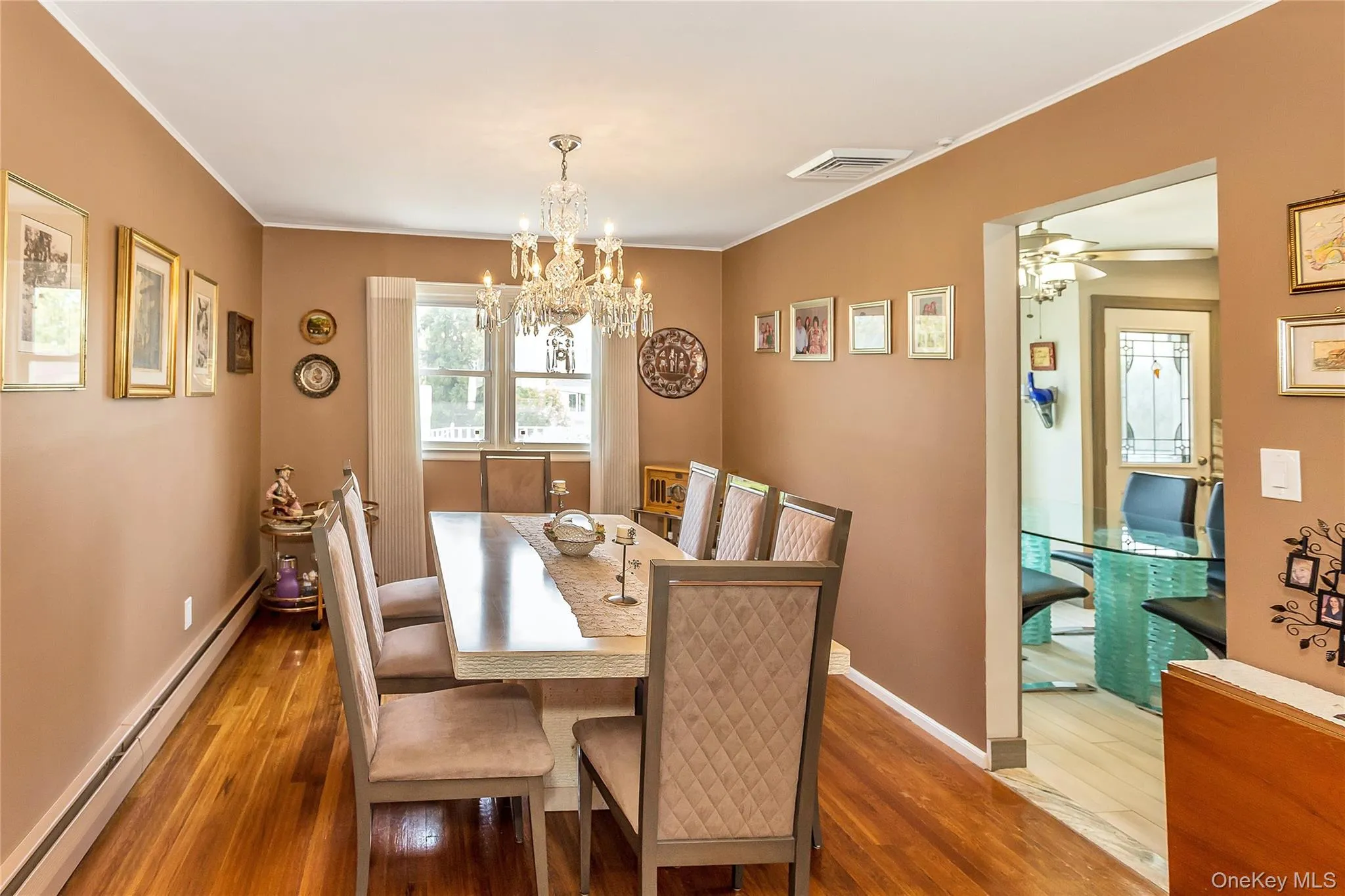 76 Robby Lane, North Hempstead, NY, 3 Bedrooms Bedrooms, 7 Rooms Rooms,2 BathroomsBathrooms,Residential Lease,For Rent,Robby,0,1041002 76 Robby Lane, North Hempstead, NY, 3 Bedrooms Bedrooms, 7 Rooms Rooms,2 BathroomsBathrooms,Residential Lease,For Rent,Robby,0,1041002