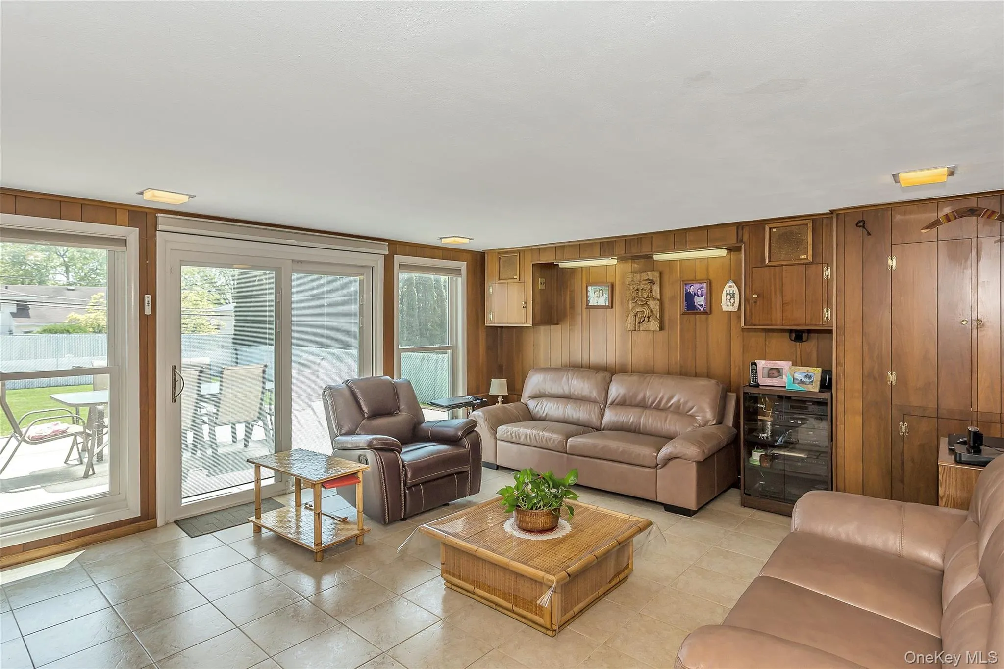 76 Robby Lane, North Hempstead, NY, 3 Bedrooms Bedrooms, 7 Rooms Rooms,2 BathroomsBathrooms,Residential Lease,For Rent,Robby,0,1041002 76 Robby Lane, North Hempstead, NY, 3 Bedrooms Bedrooms, 7 Rooms Rooms,2 BathroomsBathrooms,Residential Lease,For Rent,Robby,0,1041002
