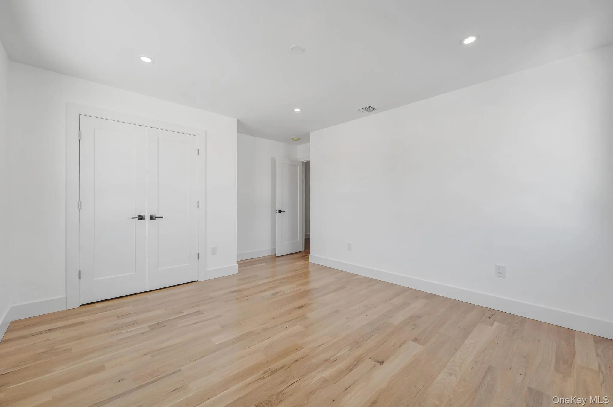 35 Cotton, Hempstead, NY, 5 Bedrooms Bedrooms, 8 Rooms Rooms,3 BathroomsBathrooms,Residential,For Rent,Cotton,0,1041003 35 Cotton, Hempstead, NY, 5 Bedrooms Bedrooms, 8 Rooms Rooms,3 BathroomsBathrooms,Residential,For Rent,Cotton,0,1041003