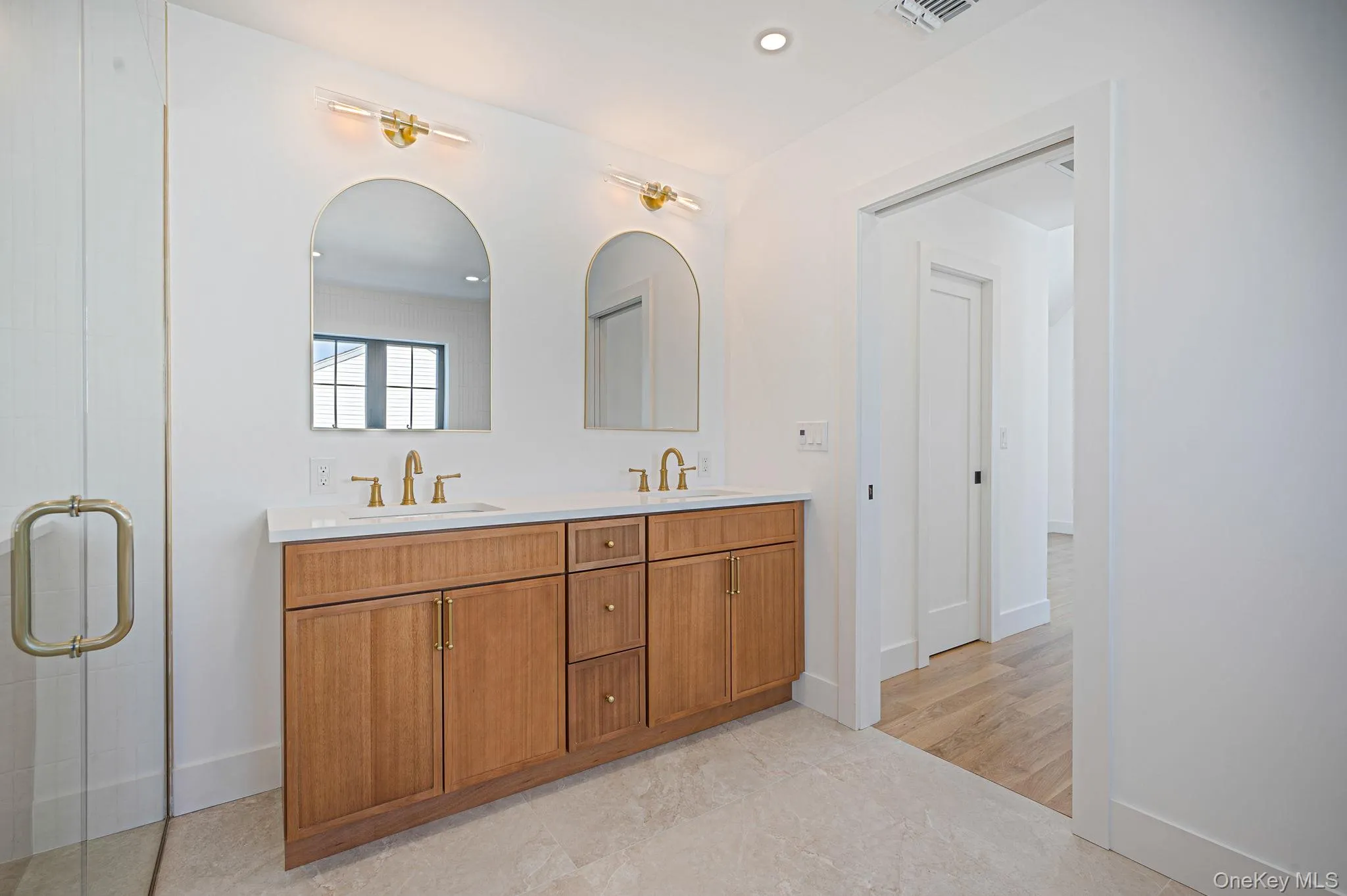 35 Cotton, Hempstead, NY, 5 Bedrooms Bedrooms, 8 Rooms Rooms,3 BathroomsBathrooms,Residential,For Rent,Cotton,0,1041003 35 Cotton, Hempstead, NY, 5 Bedrooms Bedrooms, 8 Rooms Rooms,3 BathroomsBathrooms,Residential,For Rent,Cotton,0,1041003
