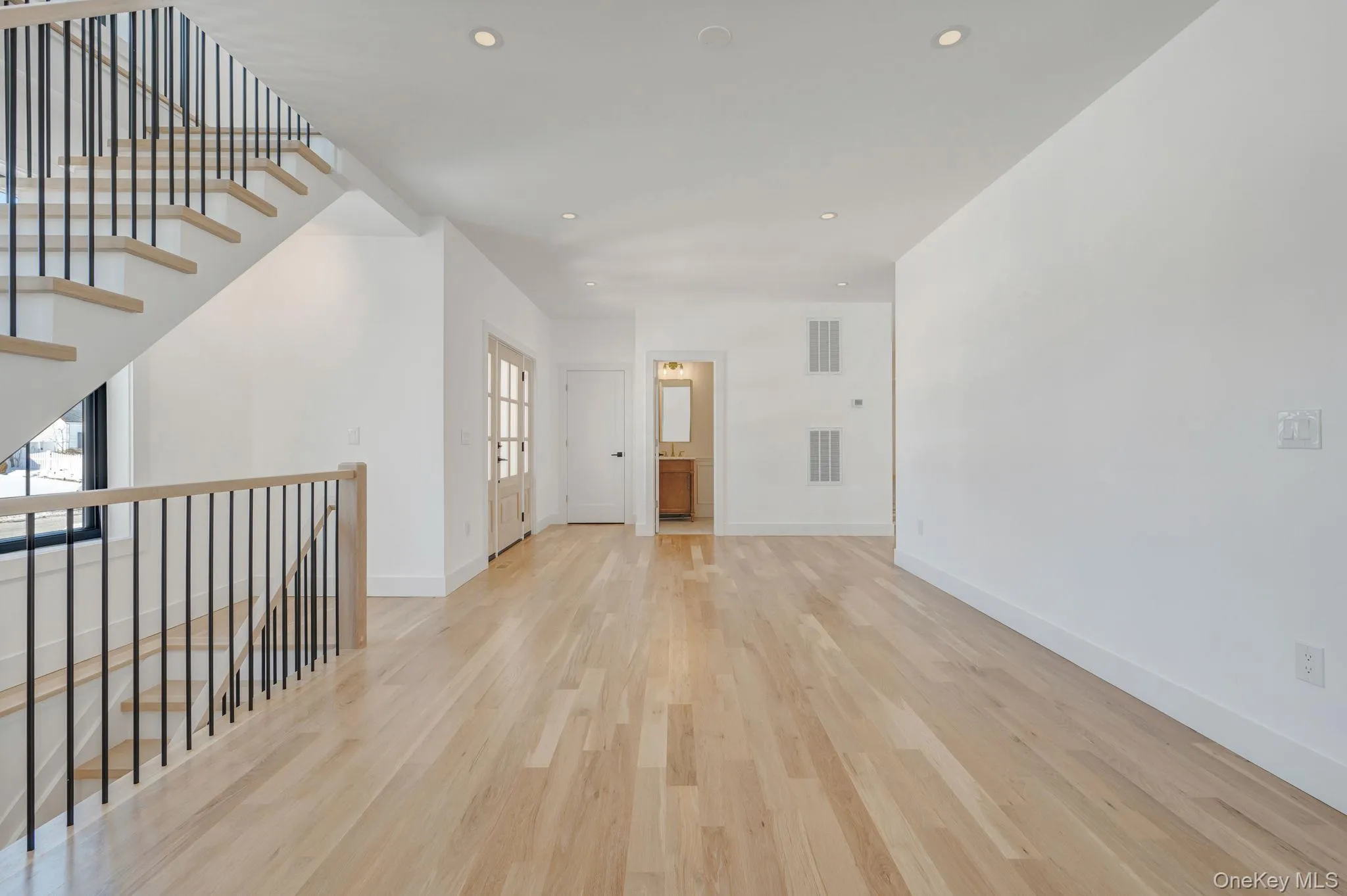 35 Cotton, Hempstead, NY, 5 Bedrooms Bedrooms, 8 Rooms Rooms,3 BathroomsBathrooms,Residential,For Rent,Cotton,0,1041003 35 Cotton, Hempstead, NY, 5 Bedrooms Bedrooms, 8 Rooms Rooms,3 BathroomsBathrooms,Residential,For Rent,Cotton,0,1041003