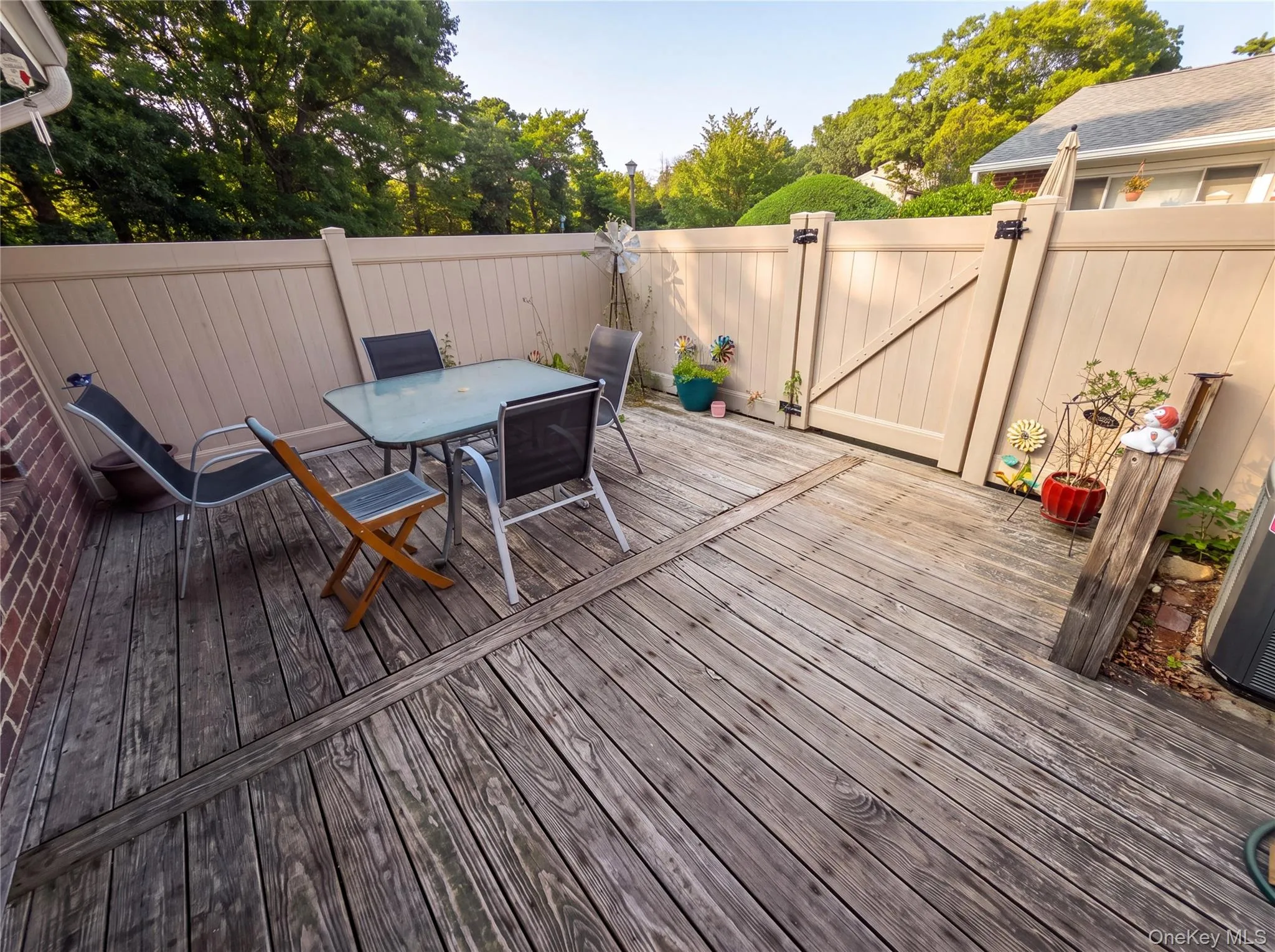 234 Springmeadow Drive, Islip, NY, 2 Bedrooms Bedrooms, 5 Rooms Rooms,1 BathroomBathrooms,Residential,For Rent,Springmeadow,0,1041004 234 Springmeadow Drive, Islip, NY, 2 Bedrooms Bedrooms, 5 Rooms Rooms,1 BathroomBathrooms,Residential,For Rent,Springmeadow,0,1041004