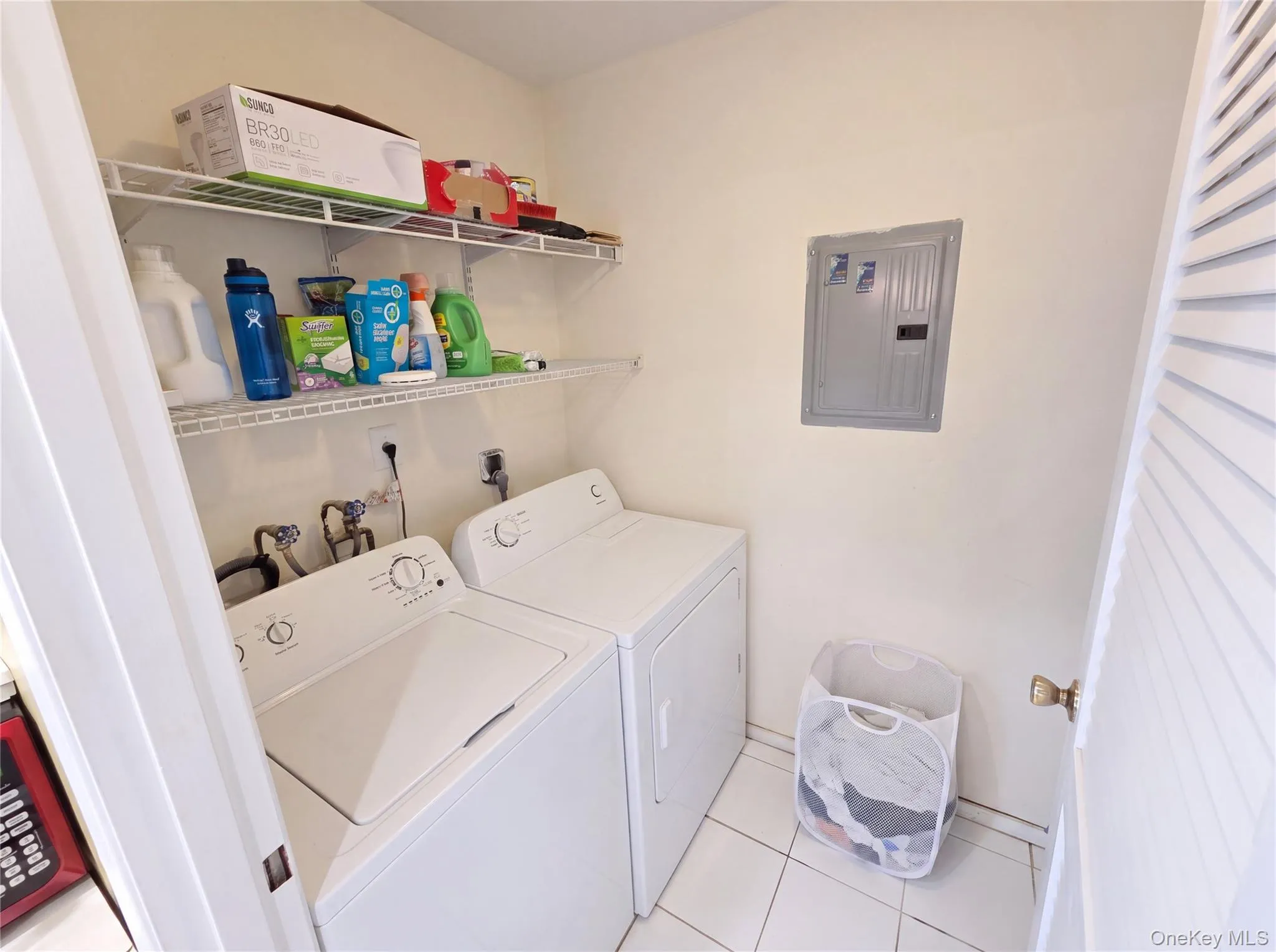 234 Springmeadow Drive, Islip, NY, 2 Bedrooms Bedrooms, 5 Rooms Rooms,1 BathroomBathrooms,Residential,For Rent,Springmeadow,0,1041004 234 Springmeadow Drive, Islip, NY, 2 Bedrooms Bedrooms, 5 Rooms Rooms,1 BathroomBathrooms,Residential,For Rent,Springmeadow,0,1041004