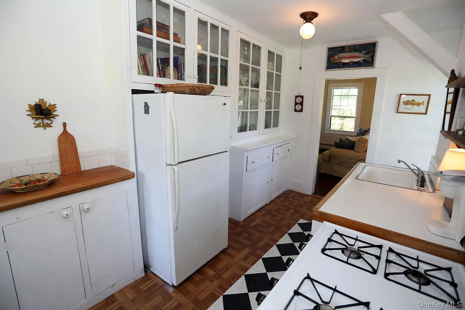 Has built ins Has built ins
