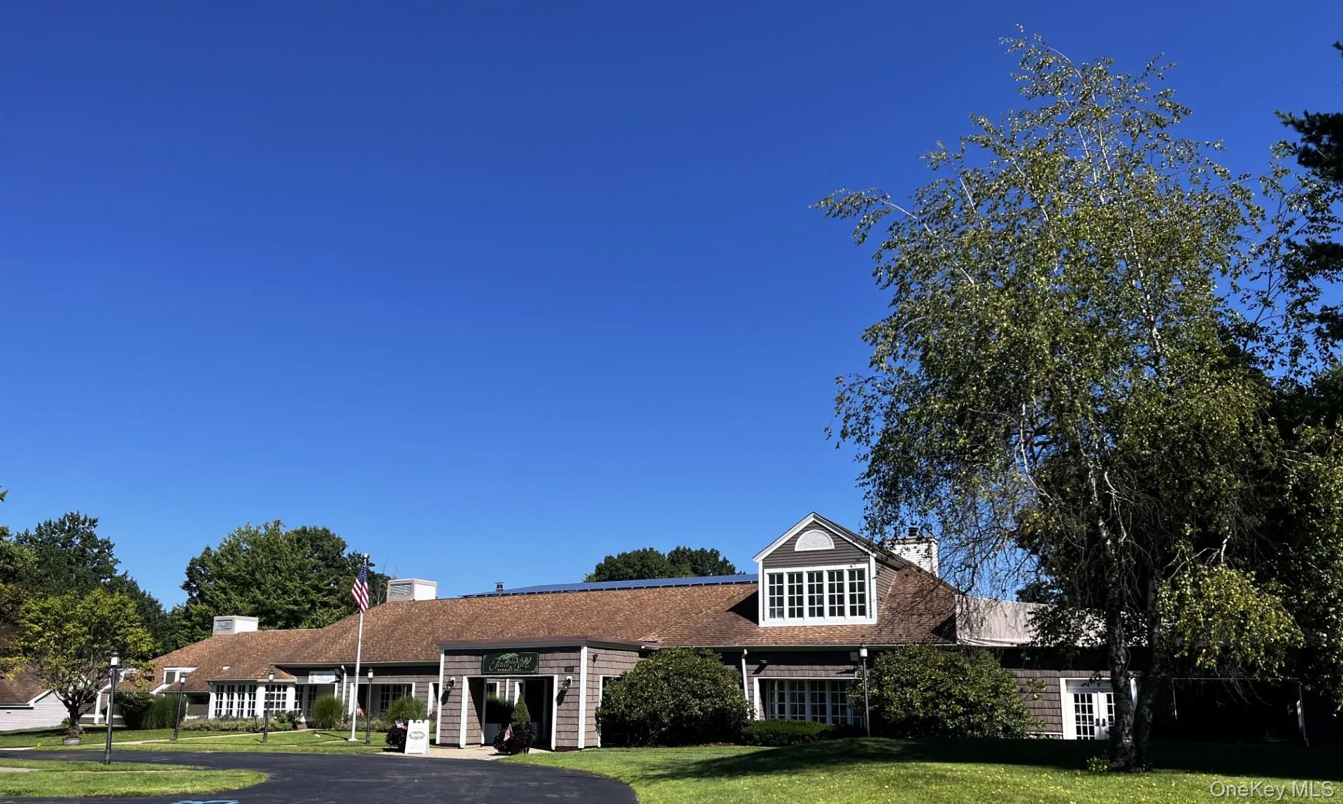 Somes National Golf Club & Bistro on the Green Restaurant Somes National Golf Club & Bistro on the Green Restaurant