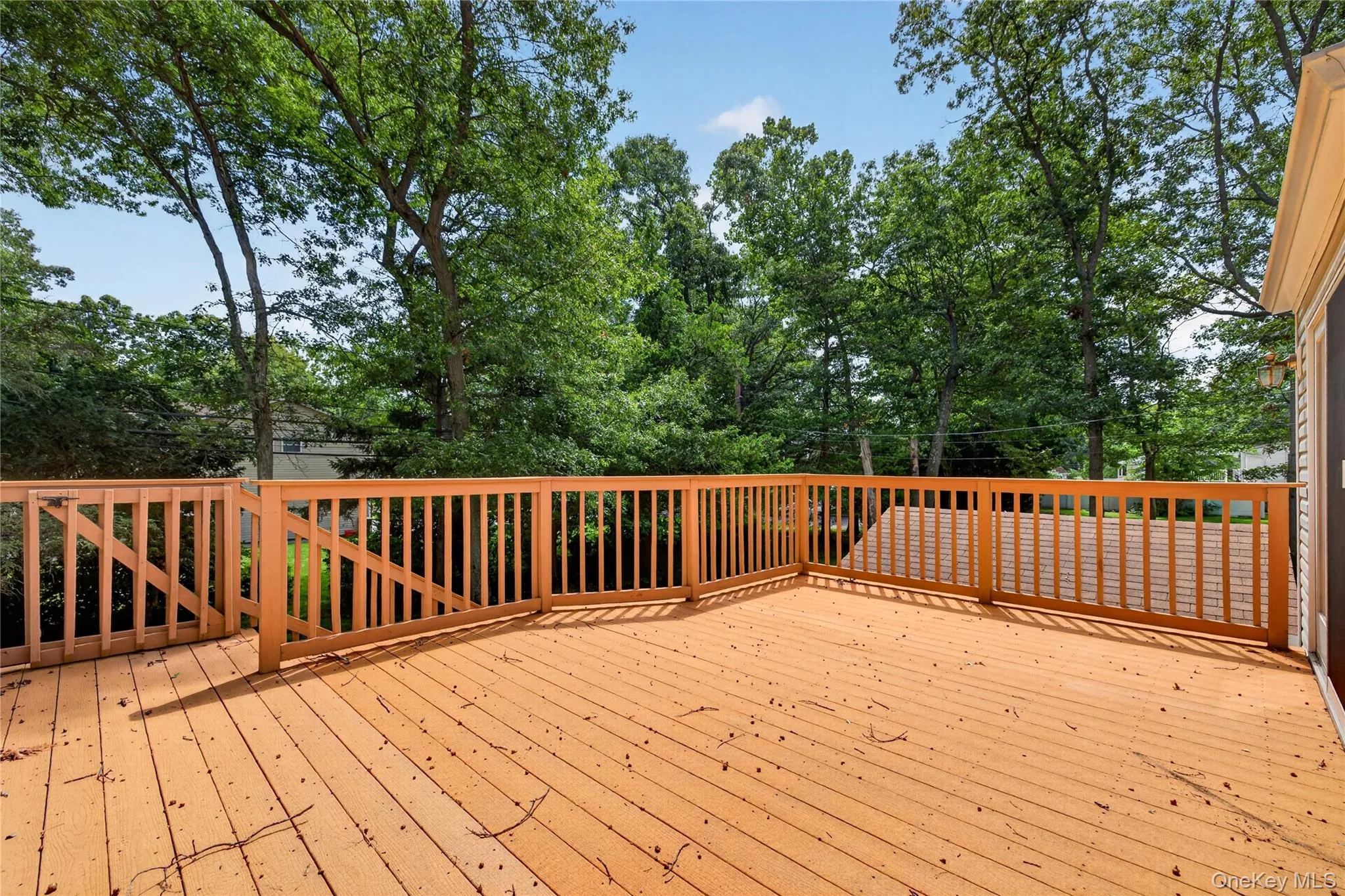 11 Penguin Lane, Huntington, NY, 4 Bedrooms Bedrooms, 7 Rooms Rooms,3 BathroomsBathrooms,Residential,For Rent,Penguin,0,1041009 11 Penguin Lane, Huntington, NY, 4 Bedrooms Bedrooms, 7 Rooms Rooms,3 BathroomsBathrooms,Residential,For Rent,Penguin,0,1041009