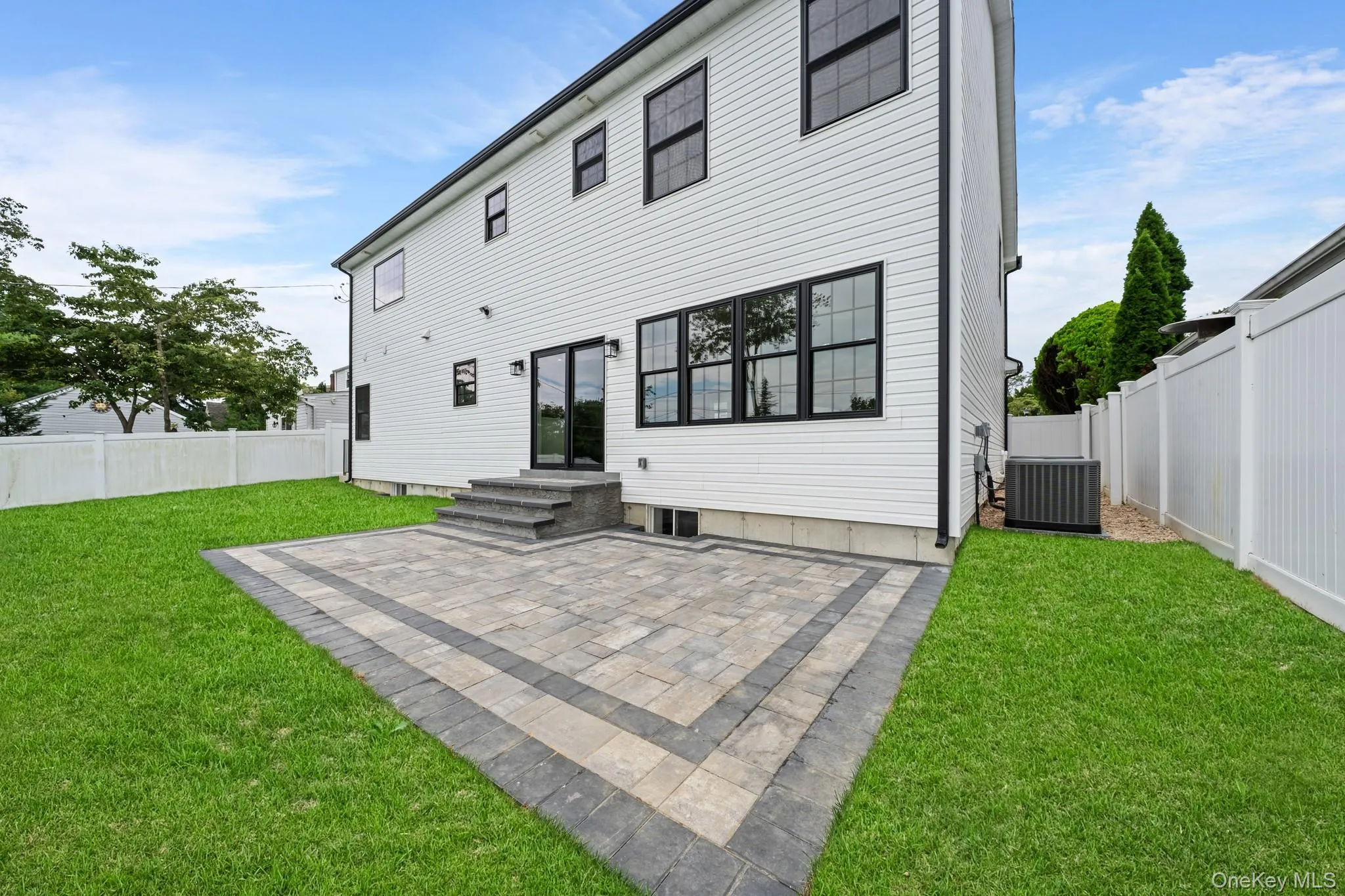 1301 Lakeside Drive, Hempstead, NY, 5 Bedrooms Bedrooms, 9 Rooms Rooms,4 BathroomsBathrooms,Residential,For Rent,Lakeside,0,1041010 1301 Lakeside Drive, Hempstead, NY, 5 Bedrooms Bedrooms, 9 Rooms Rooms,4 BathroomsBathrooms,Residential,For Rent,Lakeside,0,1041010