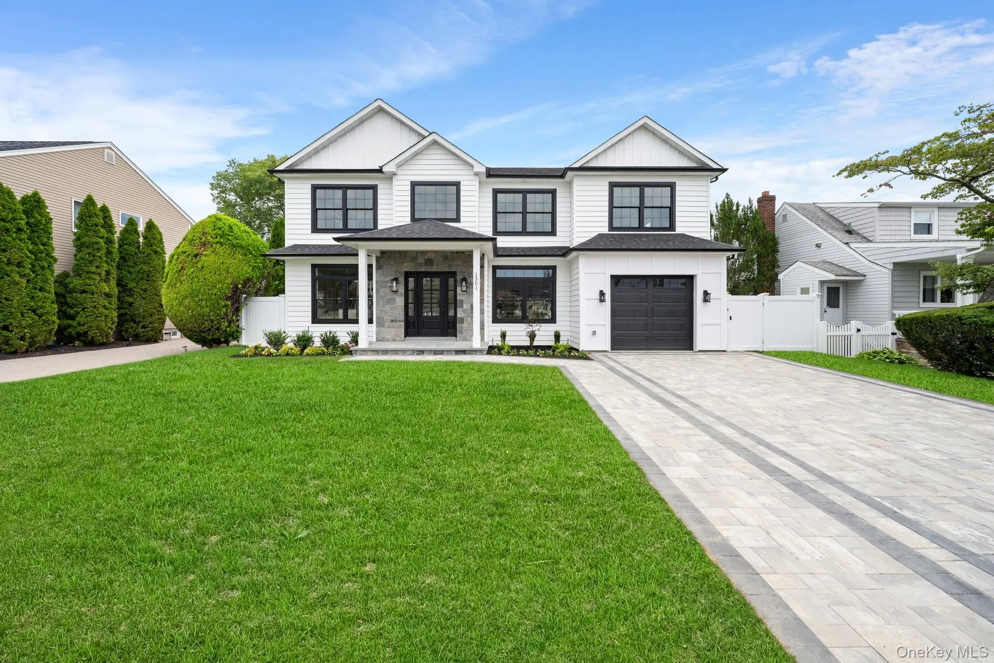 1301 Lakeside Drive, Hempstead, NY, 5 Bedrooms Bedrooms, 9 Rooms Rooms,4 BathroomsBathrooms,Residential,For Rent,Lakeside,0,1041010 1301 Lakeside Drive, Hempstead, NY, 5 Bedrooms Bedrooms, 9 Rooms Rooms,4 BathroomsBathrooms,Residential,For Rent,Lakeside,0,1041010