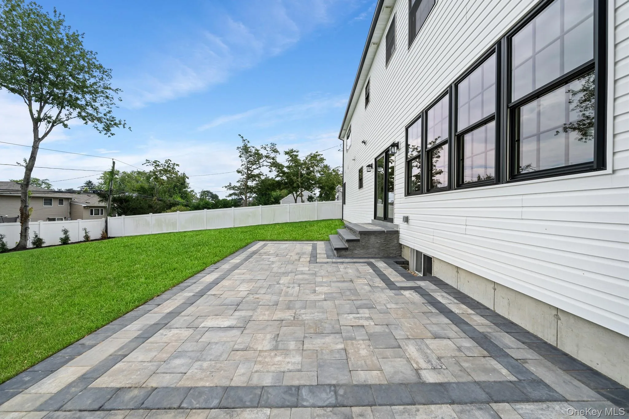1301 Lakeside Drive, Hempstead, NY, 5 Bedrooms Bedrooms, 9 Rooms Rooms,4 BathroomsBathrooms,Residential,For Rent,Lakeside,0,1041010 1301 Lakeside Drive, Hempstead, NY, 5 Bedrooms Bedrooms, 9 Rooms Rooms,4 BathroomsBathrooms,Residential,For Rent,Lakeside,0,1041010