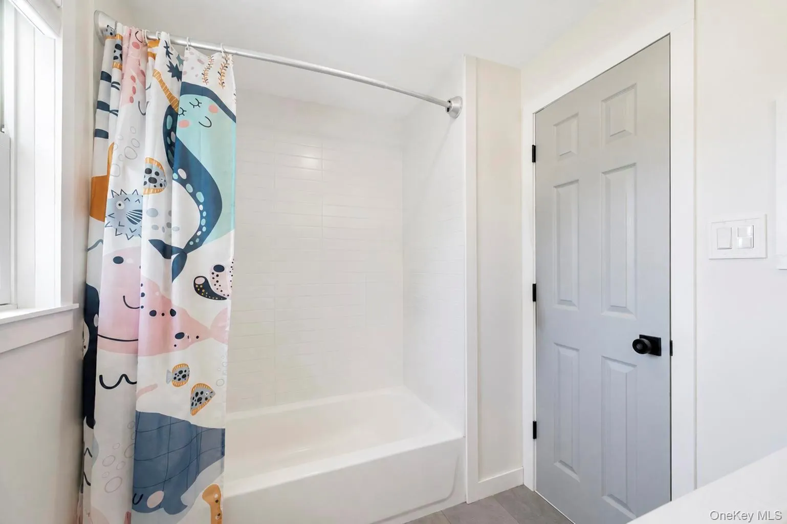 241 Tree Road, Brookhaven, NY, 3 Bedrooms Bedrooms, 7 Rooms Rooms,2 BathroomsBathrooms,Residential,For Rent,Tree,0,1041011 241 Tree Road, Brookhaven, NY, 3 Bedrooms Bedrooms, 7 Rooms Rooms,2 BathroomsBathrooms,Residential,For Rent,Tree,0,1041011
