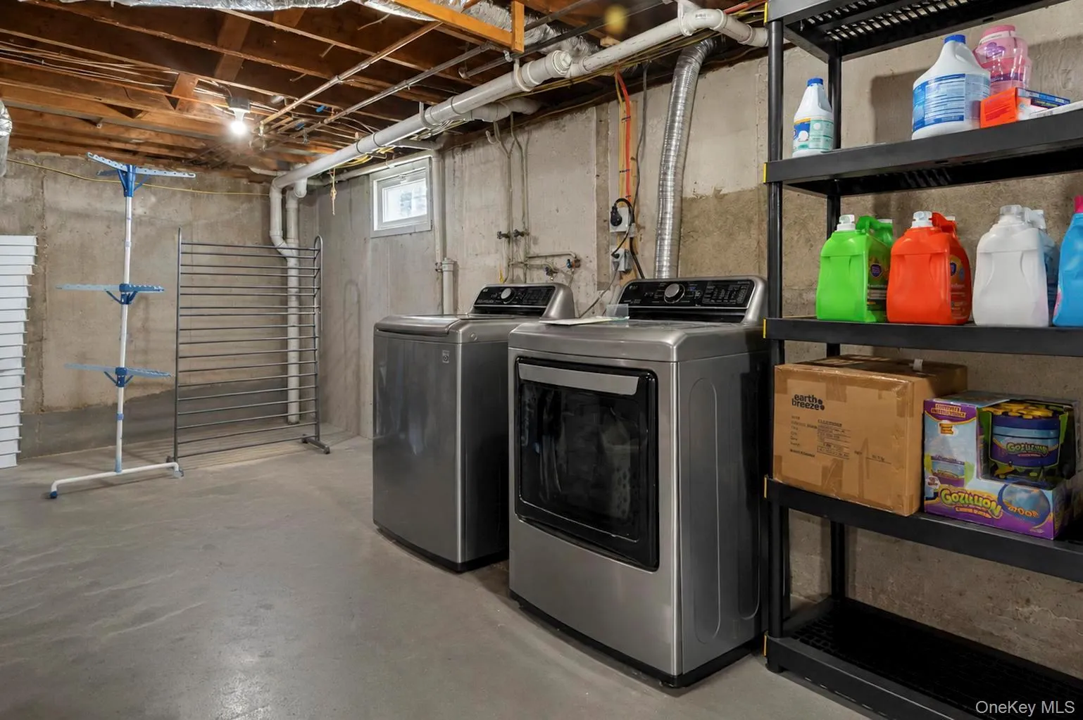 241 Tree Road, Brookhaven, NY, 3 Bedrooms Bedrooms, 7 Rooms Rooms,2 BathroomsBathrooms,Residential,For Rent,Tree,0,1041011 241 Tree Road, Brookhaven, NY, 3 Bedrooms Bedrooms, 7 Rooms Rooms,2 BathroomsBathrooms,Residential,For Rent,Tree,0,1041011