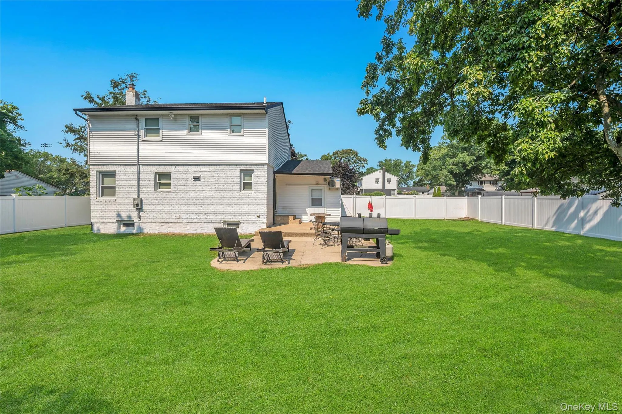 241 Tree Road, Brookhaven, NY, 3 Bedrooms Bedrooms, 7 Rooms Rooms,2 BathroomsBathrooms,Residential,For Rent,Tree,0,1041011 241 Tree Road, Brookhaven, NY, 3 Bedrooms Bedrooms, 7 Rooms Rooms,2 BathroomsBathrooms,Residential,For Rent,Tree,0,1041011