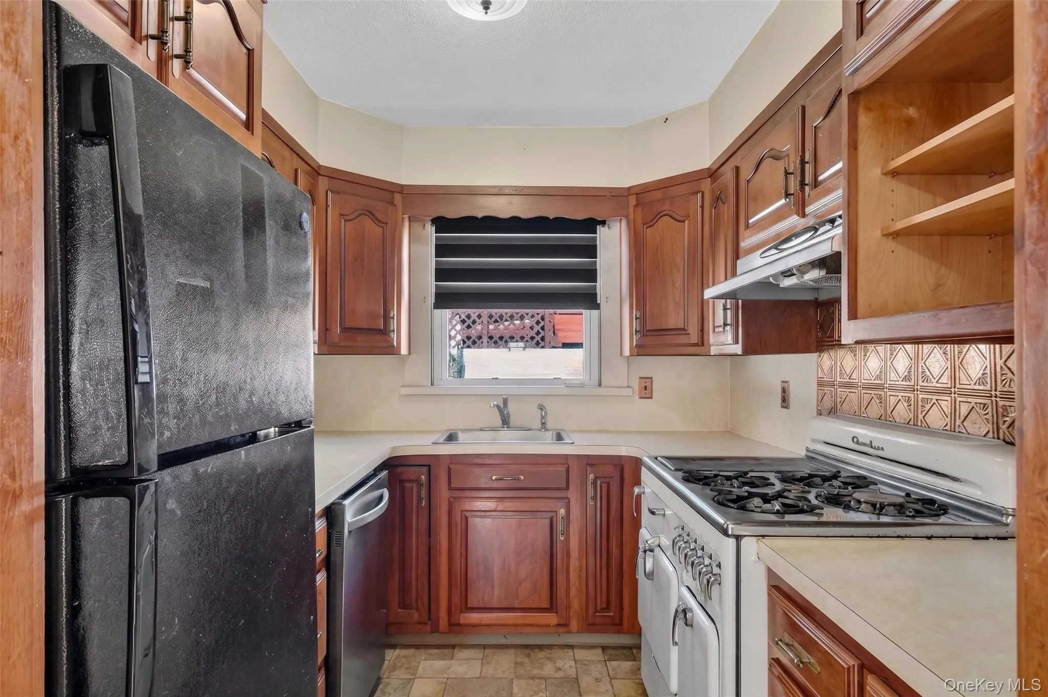 941 Lyman Avenue, Peekskill, NY, 4 Bedrooms Bedrooms, 6 Rooms Rooms,1 BathroomBathrooms,Residential,For Rent,Lyman,0,1041016 941 Lyman Avenue, Peekskill, NY, 4 Bedrooms Bedrooms, 6 Rooms Rooms,1 BathroomBathrooms,Residential,For Rent,Lyman,0,1041016