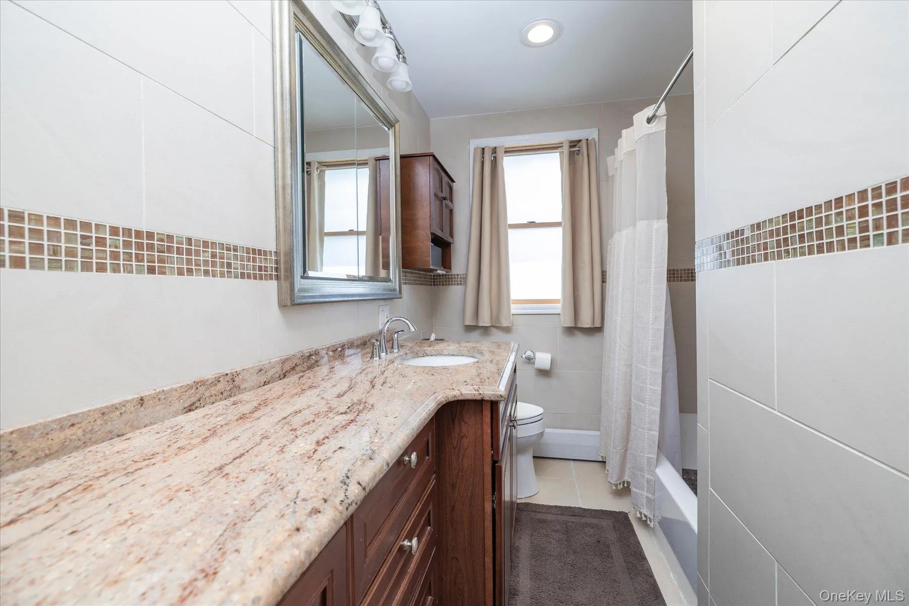 145 Bismark Avenue, Hempstead, NY, 3 Bedrooms Bedrooms, 6 Rooms Rooms,1 BathroomBathrooms,Residential,For Rent,Bismark,0,1041019 145 Bismark Avenue, Hempstead, NY, 3 Bedrooms Bedrooms, 6 Rooms Rooms,1 BathroomBathrooms,Residential,For Rent,Bismark,0,1041019