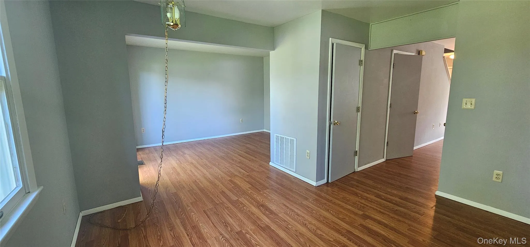 3 Kenny Lane, Thompson, NY, 2 Bedrooms Bedrooms, 6 Rooms Rooms,1 BathroomBathrooms,Residential,For Rent,Kenny,0,1041022 3 Kenny Lane, Thompson, NY, 2 Bedrooms Bedrooms, 6 Rooms Rooms,1 BathroomBathrooms,Residential,For Rent,Kenny,0,1041022