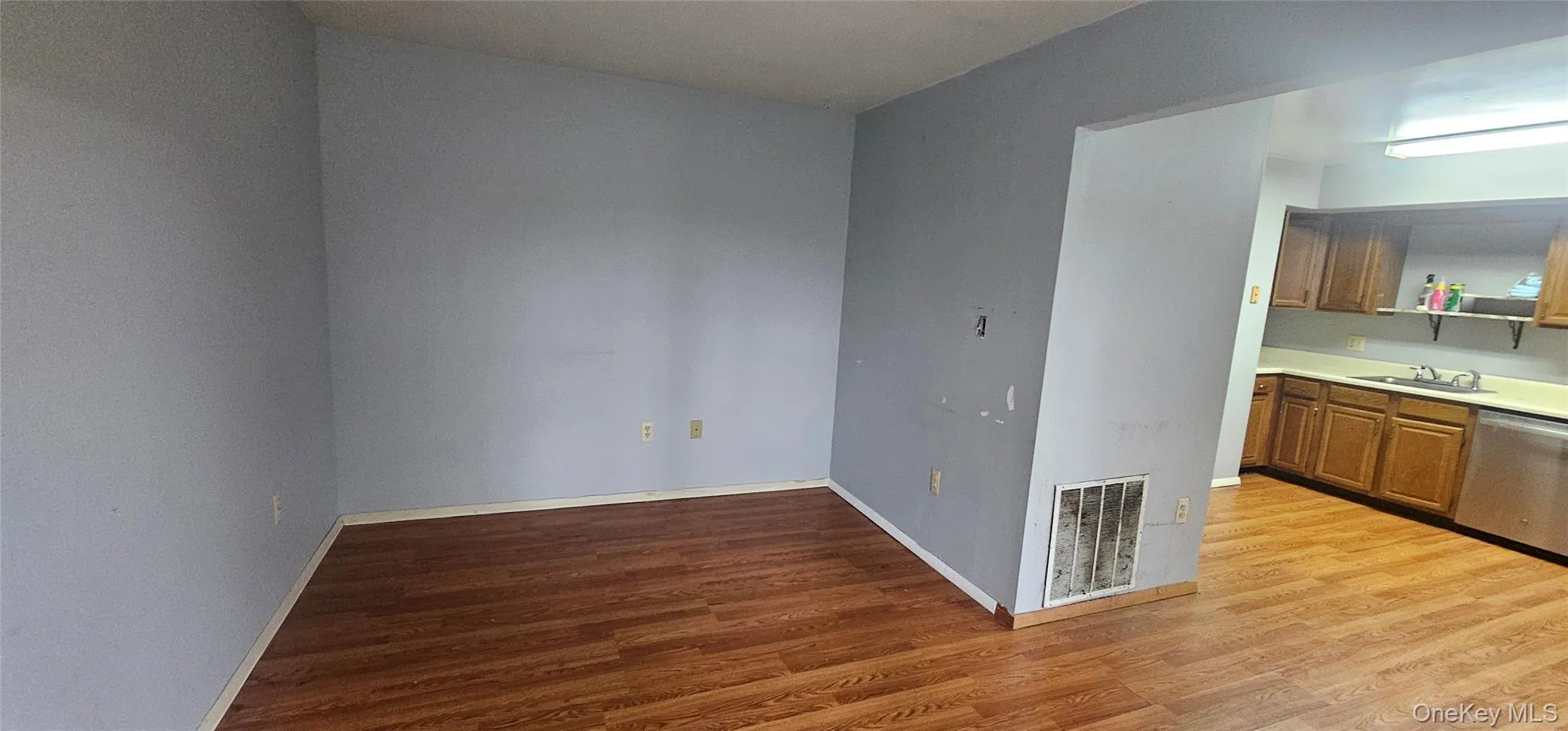 3 Kenny Lane, Thompson, NY, 2 Bedrooms Bedrooms, 6 Rooms Rooms,1 BathroomBathrooms,Residential,For Rent,Kenny,0,1041022 3 Kenny Lane, Thompson, NY, 2 Bedrooms Bedrooms, 6 Rooms Rooms,1 BathroomBathrooms,Residential,For Rent,Kenny,0,1041022