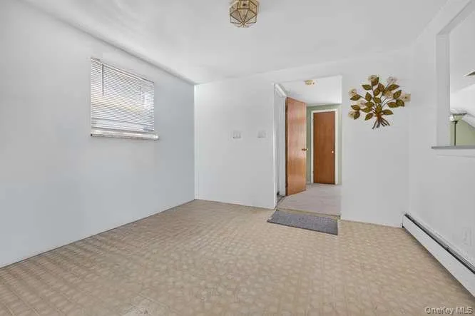 43 Stewart Avenue, Hempstead, NY, 5 Bedrooms Bedrooms, 10 Rooms Rooms,2 BathroomsBathrooms,Residential Lease,For Rent,Stewart,0,1041023 43 Stewart Avenue, Hempstead, NY, 5 Bedrooms Bedrooms, 10 Rooms Rooms,2 BathroomsBathrooms,Residential Lease,For Rent,Stewart,0,1041023