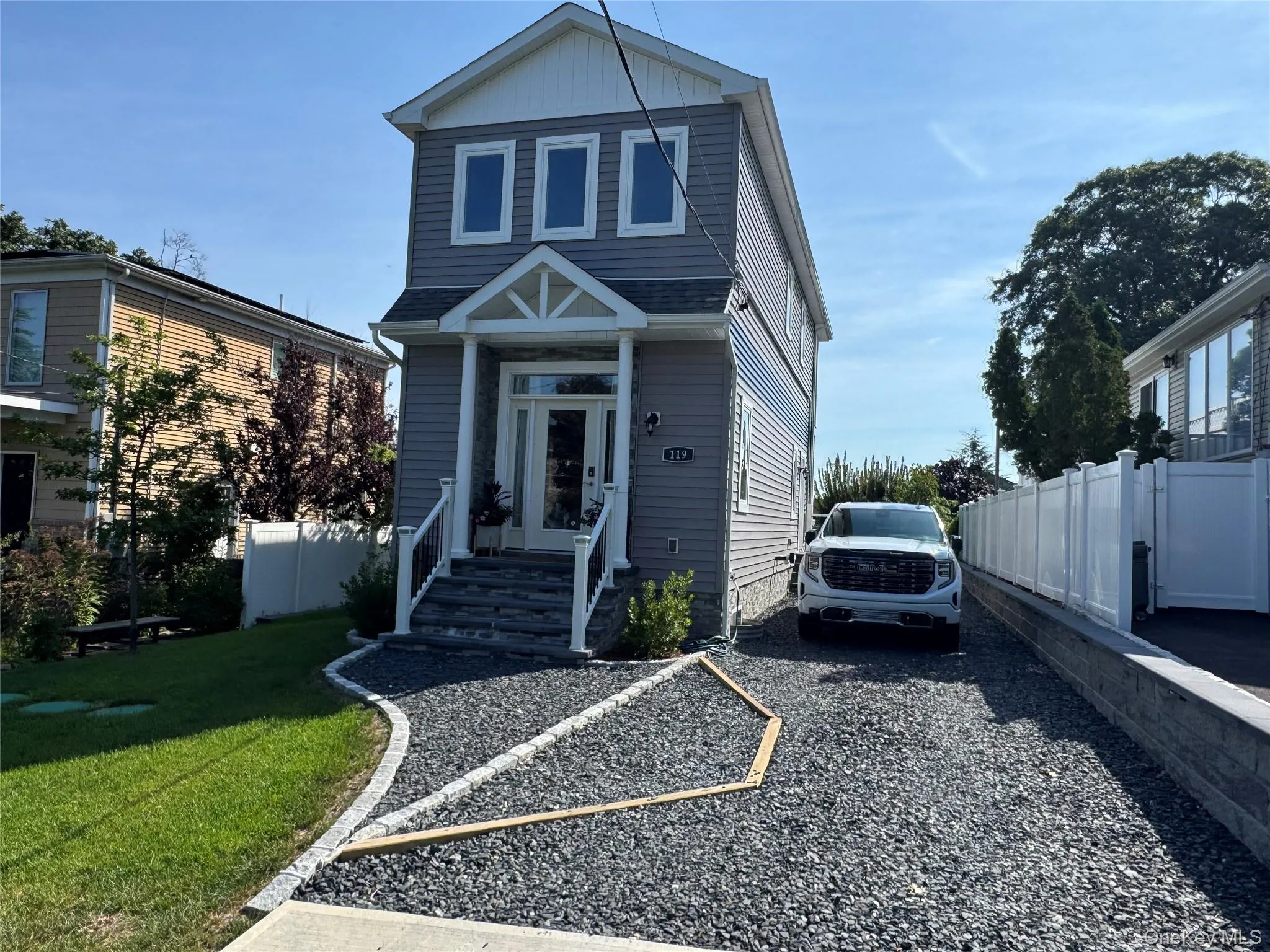 119 Whittier Drive, Smithtown, NY, 3 Bedrooms Bedrooms, 5 Rooms Rooms,2 BathroomsBathrooms,Residential Lease,For Rent,Whittier,0,1041024 119 Whittier Drive, Smithtown, NY, 3 Bedrooms Bedrooms, 5 Rooms Rooms,2 BathroomsBathrooms,Residential Lease,For Rent,Whittier,0,1041024