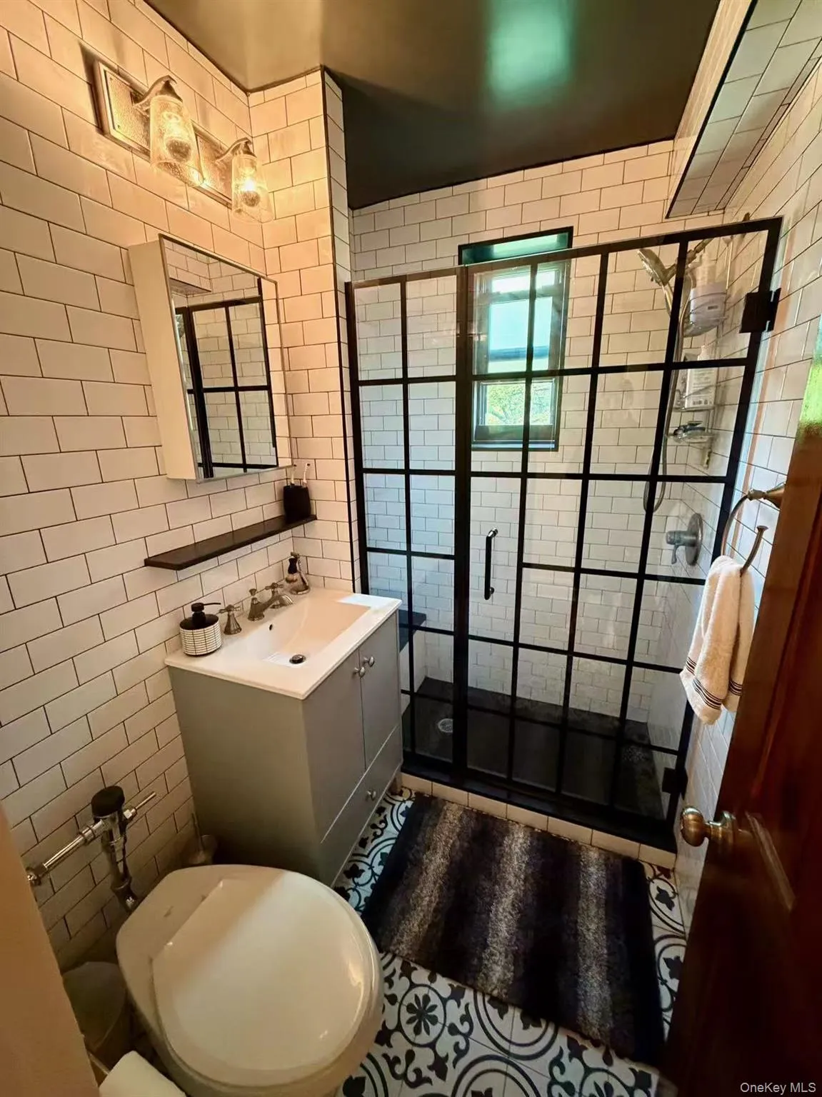 211-05 75th Ave, New York, NY, 1 Bedroom Bedrooms, 4 Rooms Rooms,1 BathroomBathrooms,Residential,For Rent,75th Ave,0,1041028 211-05 75th Ave, New York, NY, 1 Bedroom Bedrooms, 4 Rooms Rooms,1 BathroomBathrooms,Residential,For Rent,75th Ave,0,1041028