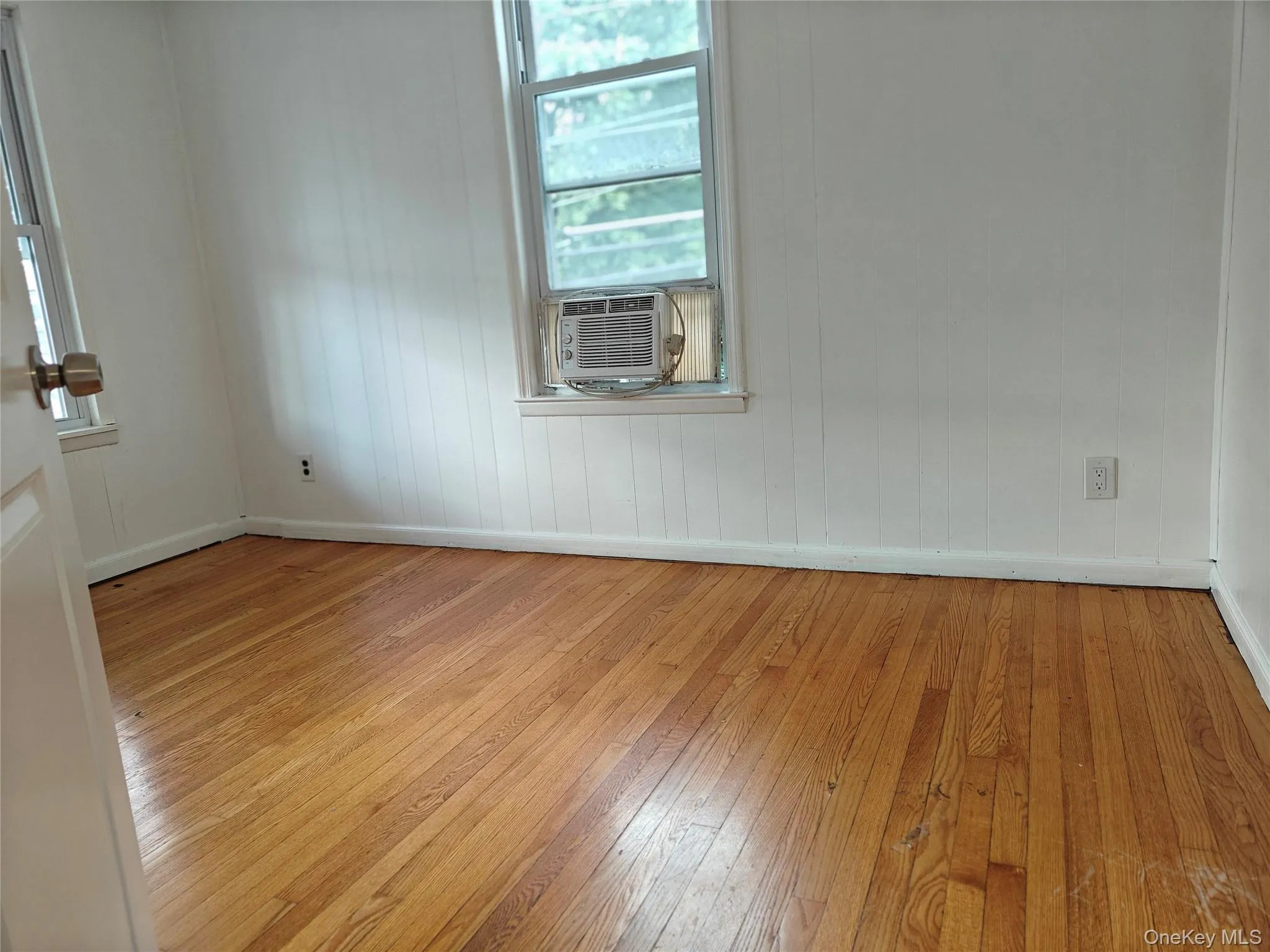 97 South Avenue, Poughkeepsie, NY, 3 Bedroom Bedrooms, 5 Room Rooms,1 BathroomBathrooms,Residential Lease,For Rent,South,0,1041029 97 South Avenue, Poughkeepsie, NY, 3 Bedroom Bedrooms, 5 Room Rooms,1 BathroomBathrooms,Residential Lease,For Rent,South,0,1041029