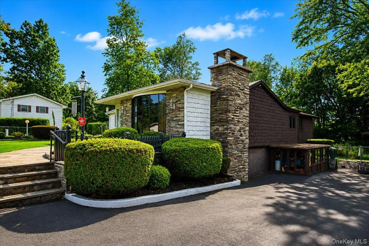31 2nd Street, Cortlandt, NY, 3 Bedrooms Bedrooms, 7 Rooms Rooms,2 BathroomsBathrooms,Residential,For Rent,2nd,0,1041039 31 2nd Street, Cortlandt, NY, 3 Bedrooms Bedrooms, 7 Rooms Rooms,2 BathroomsBathrooms,Residential,For Rent,2nd,0,1041039