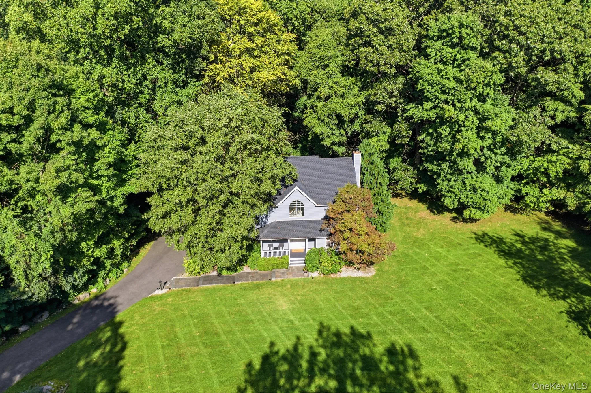 Nestled on nearly 1 acre, surrounded by Mature Trees, This Property is Located on a Cul De Sac, and Offers Privacy and Space. Nestled on nearly 1 acre, surrounded by Mature Trees, This Property is Located on a Cul De Sac, and Offers Privacy and Space.