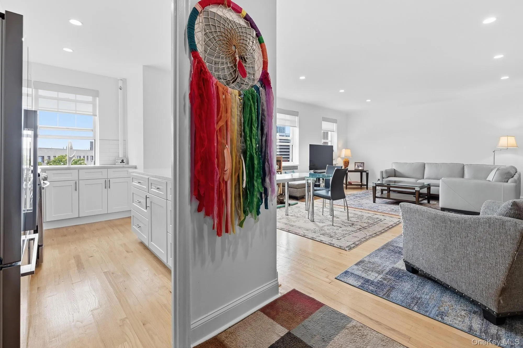 50 North Broadway, White Plains, NY, 2 Bedrooms Bedrooms, 5 Rooms Rooms,2 BathroomsBathrooms,Residential,For Rent,North Broadway,0,1041042 50 North Broadway, White Plains, NY, 2 Bedrooms Bedrooms, 5 Rooms Rooms,2 BathroomsBathrooms,Residential,For Rent,North Broadway,0,1041042
