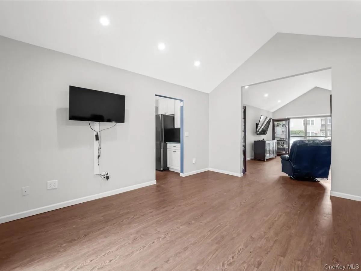 112 Dari Drive, Islip, NY, 2 Bedrooms Bedrooms, 8 Rooms Rooms,2 BathroomsBathrooms,Residential,For Rent,Dari,0,1041046 112 Dari Drive, Islip, NY, 2 Bedrooms Bedrooms, 8 Rooms Rooms,2 BathroomsBathrooms,Residential,For Rent,Dari,0,1041046