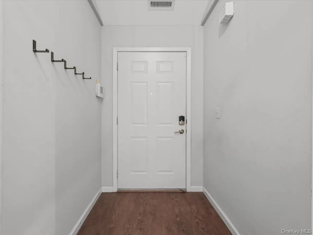 112 Dari Drive, Islip, NY, 2 Bedrooms Bedrooms, 8 Rooms Rooms,2 BathroomsBathrooms,Residential,For Rent,Dari,0,1041046 112 Dari Drive, Islip, NY, 2 Bedrooms Bedrooms, 8 Rooms Rooms,2 BathroomsBathrooms,Residential,For Rent,Dari,0,1041046