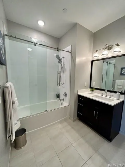 75 Hoffman Avenue, Babylon, NY, 1 Bedroom Bedrooms, 4 Rooms Rooms,1 BathroomBathrooms,Residential Lease,For Rent,Hoffman,0,1041047 75 Hoffman Avenue, Babylon, NY, 1 Bedroom Bedrooms, 4 Rooms Rooms,1 BathroomBathrooms,Residential Lease,For Rent,Hoffman,0,1041047