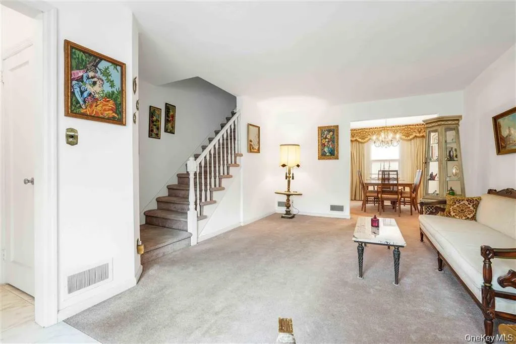 84-92A Austin Street, New York, NY, 2 Bedrooms Bedrooms, 6 Rooms Rooms,1 BathroomBathrooms,Residential,For Rent,Austin,0,1041051 84-92A Austin Street, New York, NY, 2 Bedrooms Bedrooms, 6 Rooms Rooms,1 BathroomBathrooms,Residential,For Rent,Austin,0,1041051