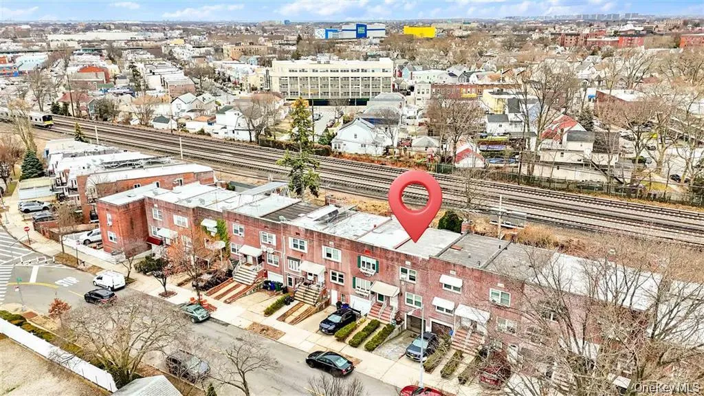 84-92A Austin Street, New York, NY, 2 Bedrooms Bedrooms, 6 Rooms Rooms,1 BathroomBathrooms,Residential,For Rent,Austin,0,1041051 84-92A Austin Street, New York, NY, 2 Bedrooms Bedrooms, 6 Rooms Rooms,1 BathroomBathrooms,Residential,For Rent,Austin,0,1041051