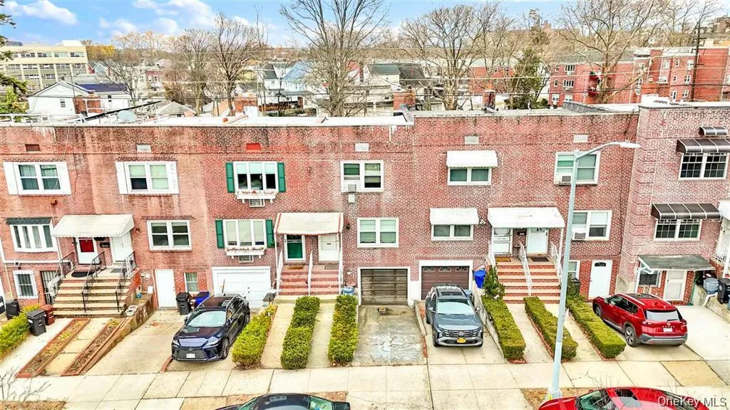 84-92A Austin Street, New York, NY, 2 Bedrooms Bedrooms, 6 Rooms Rooms,1 BathroomBathrooms,Residential,For Rent,Austin,0,1041051 84-92A Austin Street, New York, NY, 2 Bedrooms Bedrooms, 6 Rooms Rooms,1 BathroomBathrooms,Residential,For Rent,Austin,0,1041051