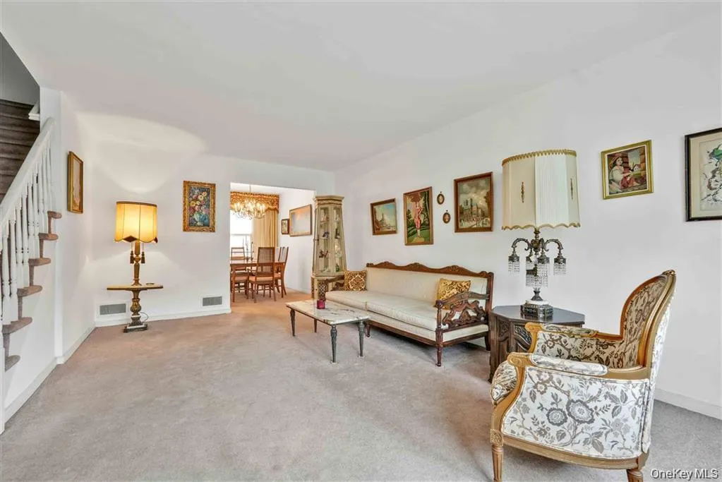 84-92A Austin Street, New York, NY, 2 Bedrooms Bedrooms, 6 Rooms Rooms,1 BathroomBathrooms,Residential,For Rent,Austin,0,1041051 84-92A Austin Street, New York, NY, 2 Bedrooms Bedrooms, 6 Rooms Rooms,1 BathroomBathrooms,Residential,For Rent,Austin,0,1041051