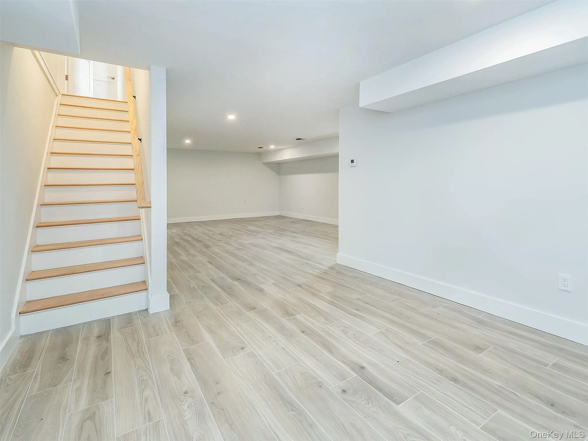59 Edgewood Road, North Hempstead, NY, 3 Bedrooms Bedrooms, 6 Rooms Rooms,3 BathroomsBathrooms,Residential Lease,For Rent,Edgewood,0,1041053 59 Edgewood Road, North Hempstead, NY, 3 Bedrooms Bedrooms, 6 Rooms Rooms,3 BathroomsBathrooms,Residential Lease,For Rent,Edgewood,0,1041053
