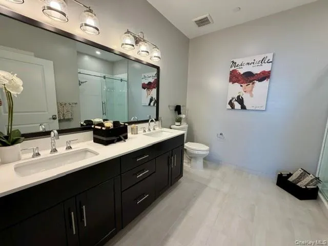 75 Hoffman Avenue, Babylon, NY, 2 Bedrooms Bedrooms, 5 Rooms Rooms,2 BathroomsBathrooms,Residential Lease,For Rent,Hoffman,0,1041054 75 Hoffman Avenue, Babylon, NY, 2 Bedrooms Bedrooms, 5 Rooms Rooms,2 BathroomsBathrooms,Residential Lease,For Rent,Hoffman,0,1041054
