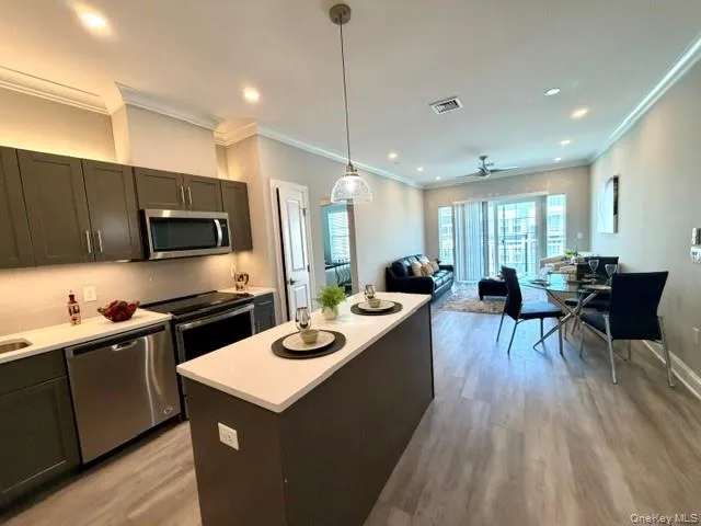 75 Hoffman Avenue, Babylon, NY, 2 Bedrooms Bedrooms, 5 Rooms Rooms,2 BathroomsBathrooms,Residential Lease,For Rent,Hoffman,0,1041054 75 Hoffman Avenue, Babylon, NY, 2 Bedrooms Bedrooms, 5 Rooms Rooms,2 BathroomsBathrooms,Residential Lease,For Rent,Hoffman,0,1041054