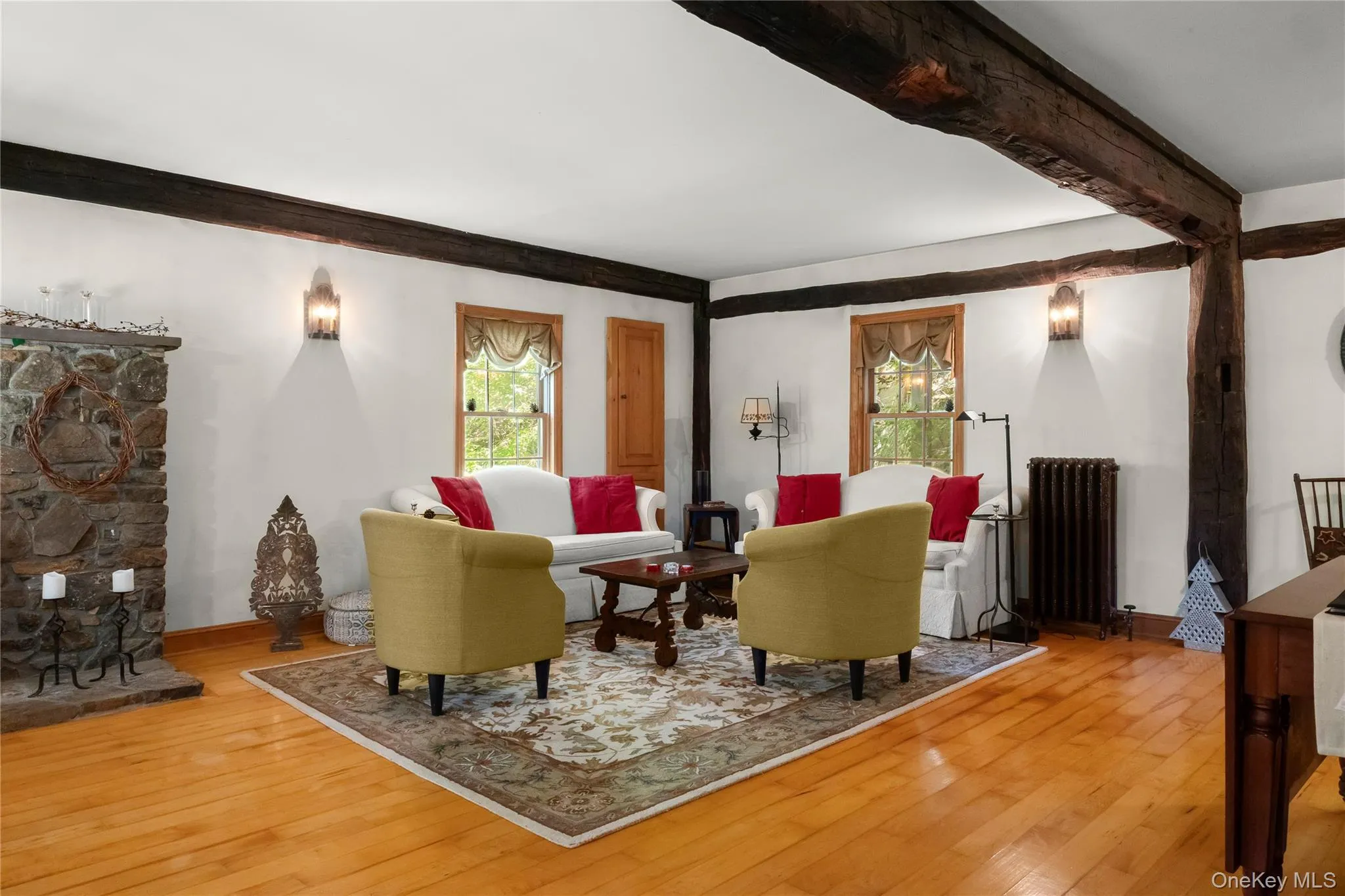 Hardwood floors Hardwood floors