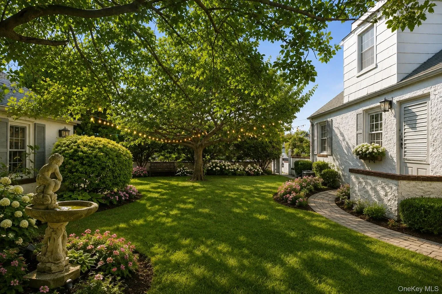 Staged Side Yard Staged Side Yard
