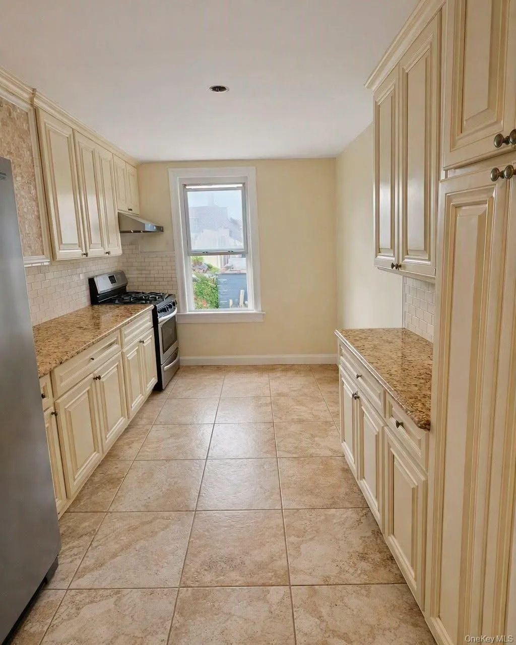 6807 59th Drive, New York, NY, 3 Bedrooms Bedrooms, 6 Rooms Rooms,1 BathroomBathrooms,Residential Lease,For Rent,59th,0,1041059 6807 59th Drive, New York, NY, 3 Bedrooms Bedrooms, 6 Rooms Rooms,1 BathroomBathrooms,Residential Lease,For Rent,59th,0,1041059