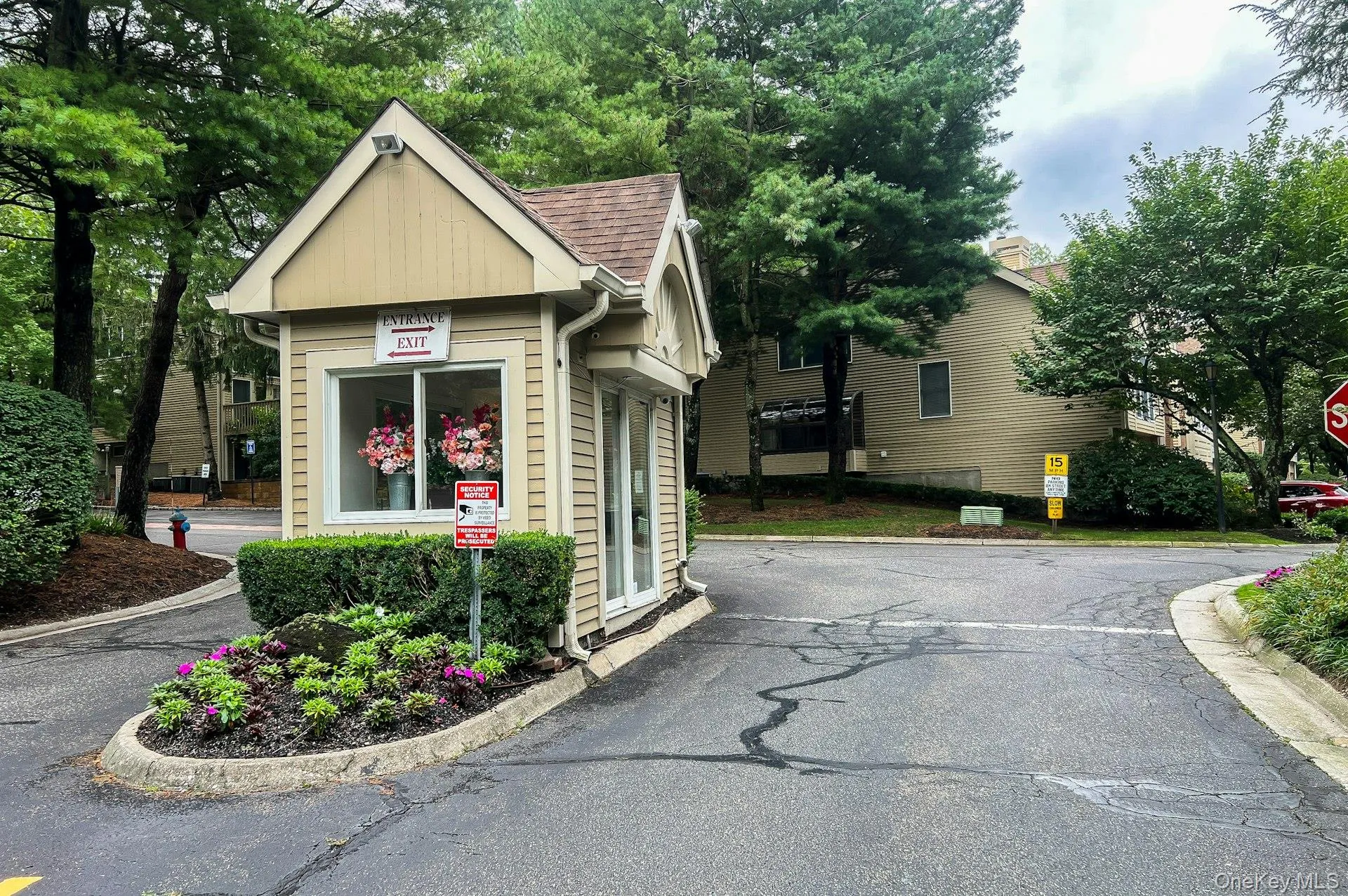 23 Willow Ridge Drive, Smithtown, NY, 3 Bedrooms Bedrooms, 8 Rooms Rooms,3 BathroomsBathrooms,Residential,For Rent,Willow Ridge,0,1041063 23 Willow Ridge Drive, Smithtown, NY, 3 Bedrooms Bedrooms, 8 Rooms Rooms,3 BathroomsBathrooms,Residential,For Rent,Willow Ridge,0,1041063